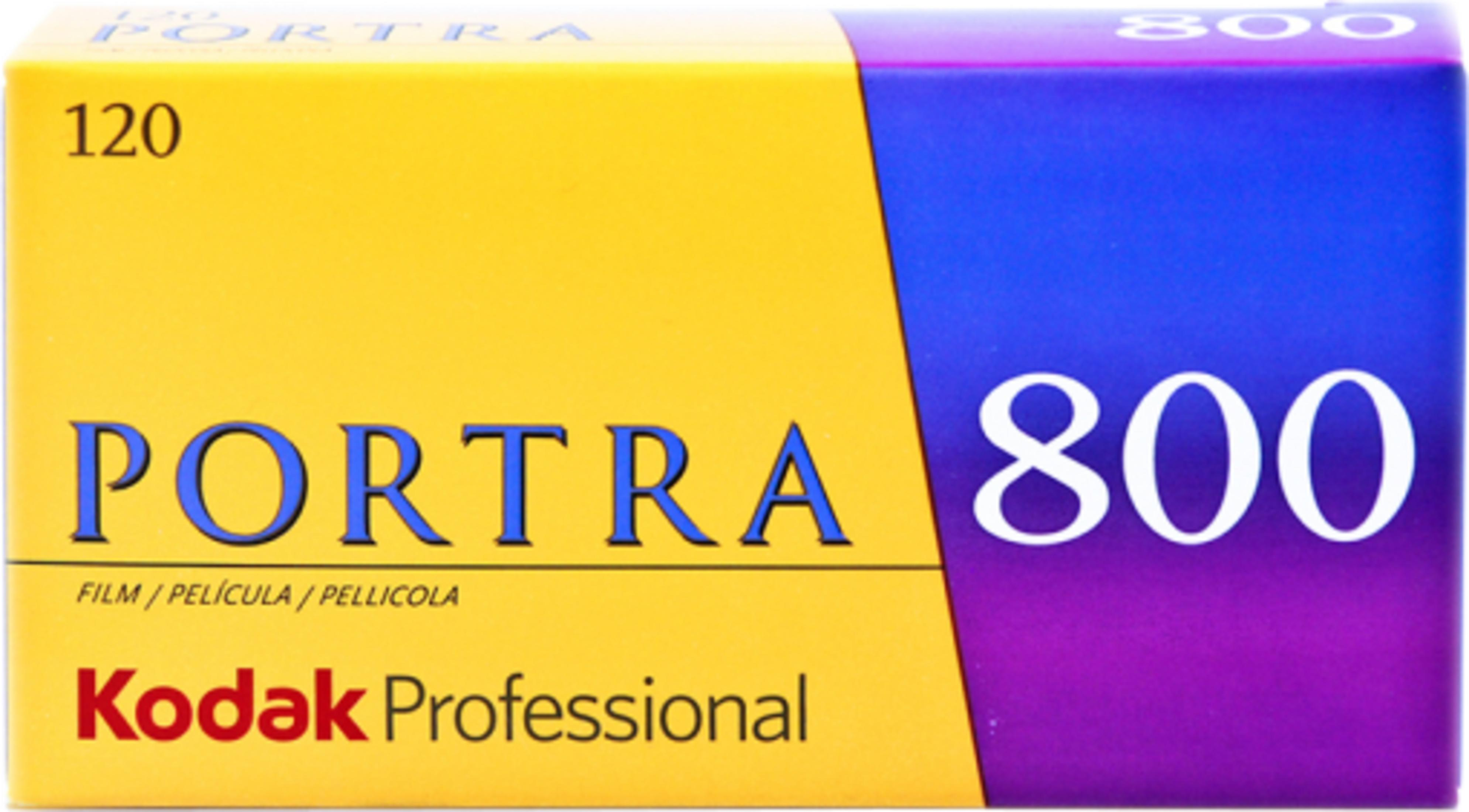 Caja de película Kodak Portra 120 con ISO 800, diseño amarillo y azul.