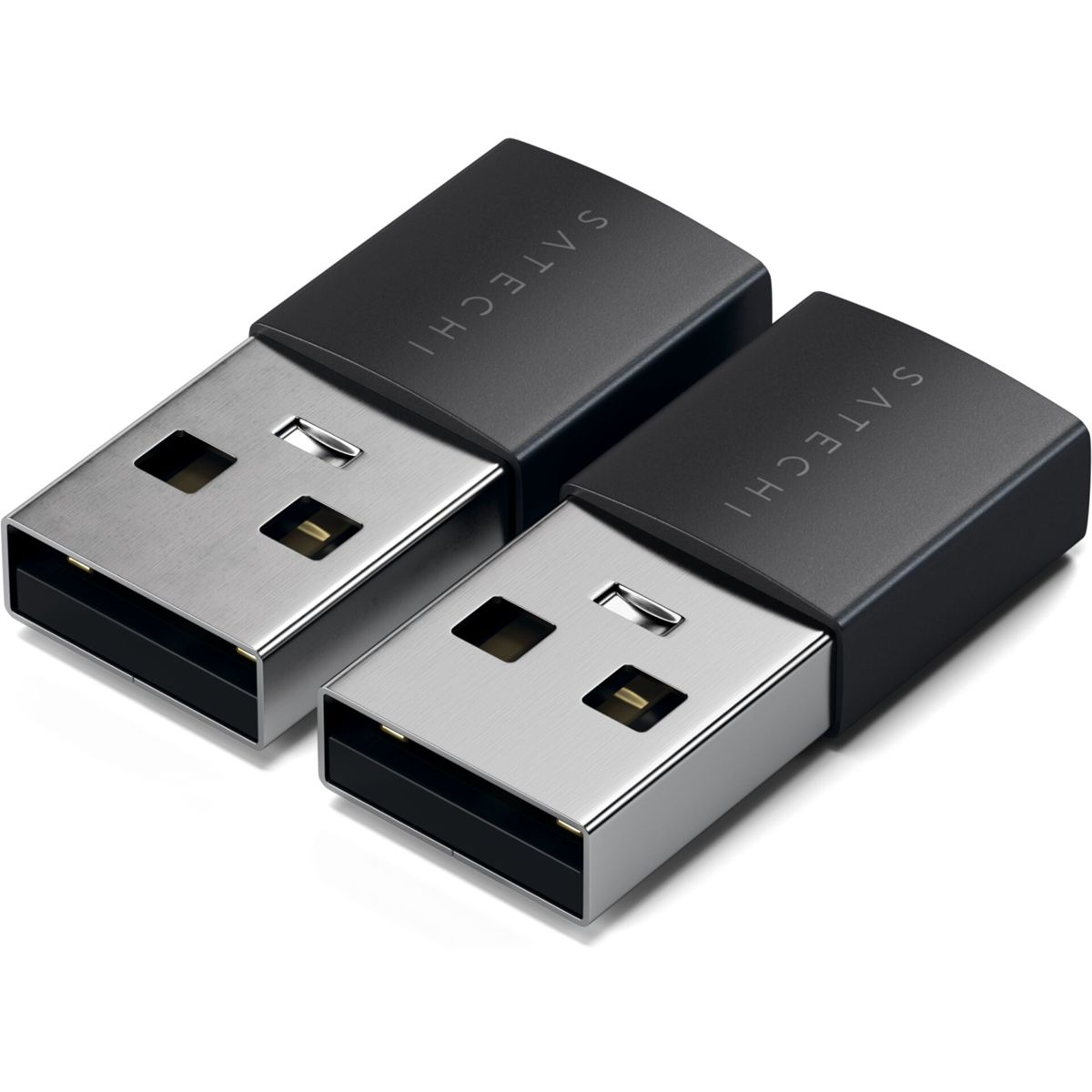Due chiavette USB Satechi nere con connettori argentati su sfondo bianco.