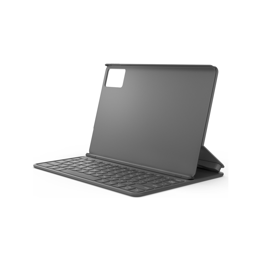 Klavye ve stantlı gri tablet, beyaz arka planda izole edilmiş.