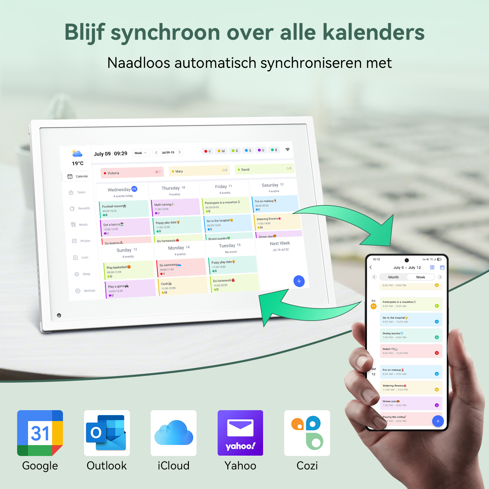 Digitale kalender op tablet en telefoon synchroniseert afspraken zoals voetbal en ziekenhuisbezoek.