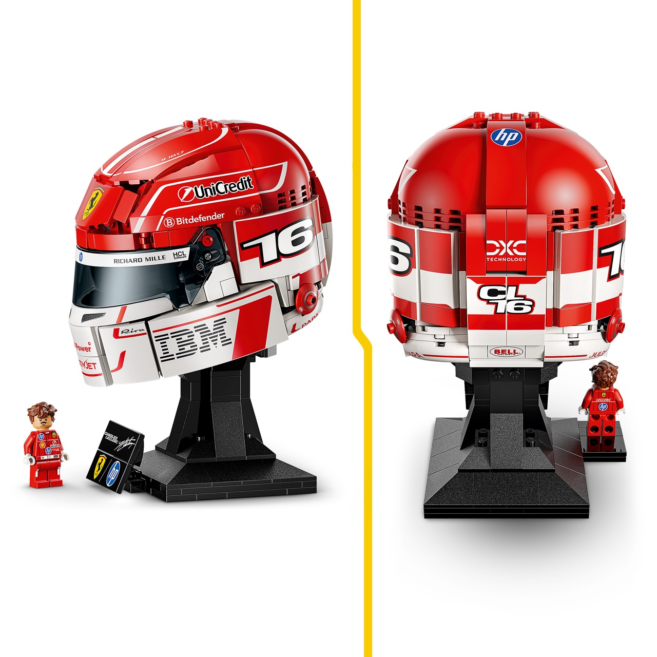 Dwa czerwono-białe kaski Lego Formuły 1 na stojakach z minifigurkami.