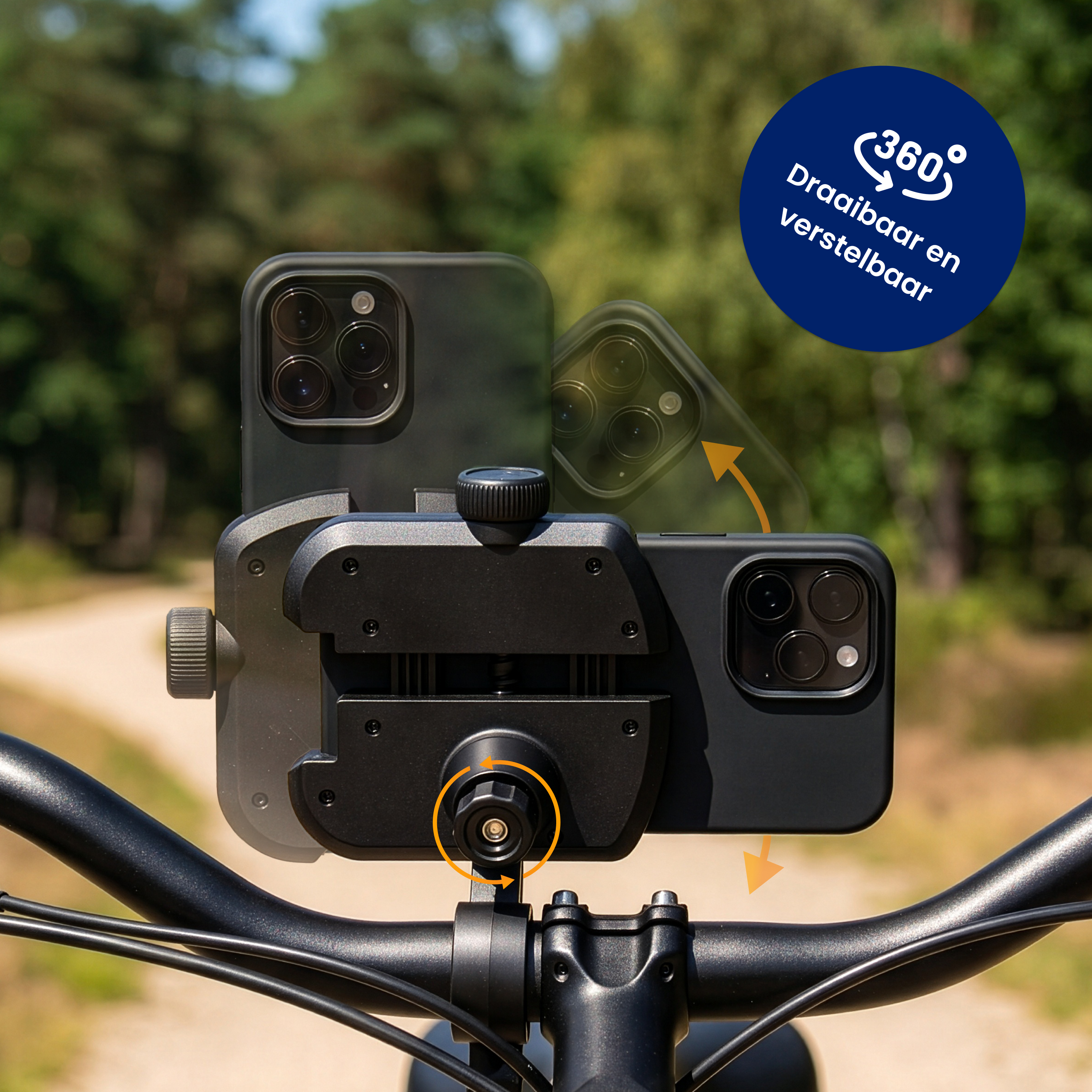 Support de téléphone sur guidon de vélo avec forêt en arrière-plan.