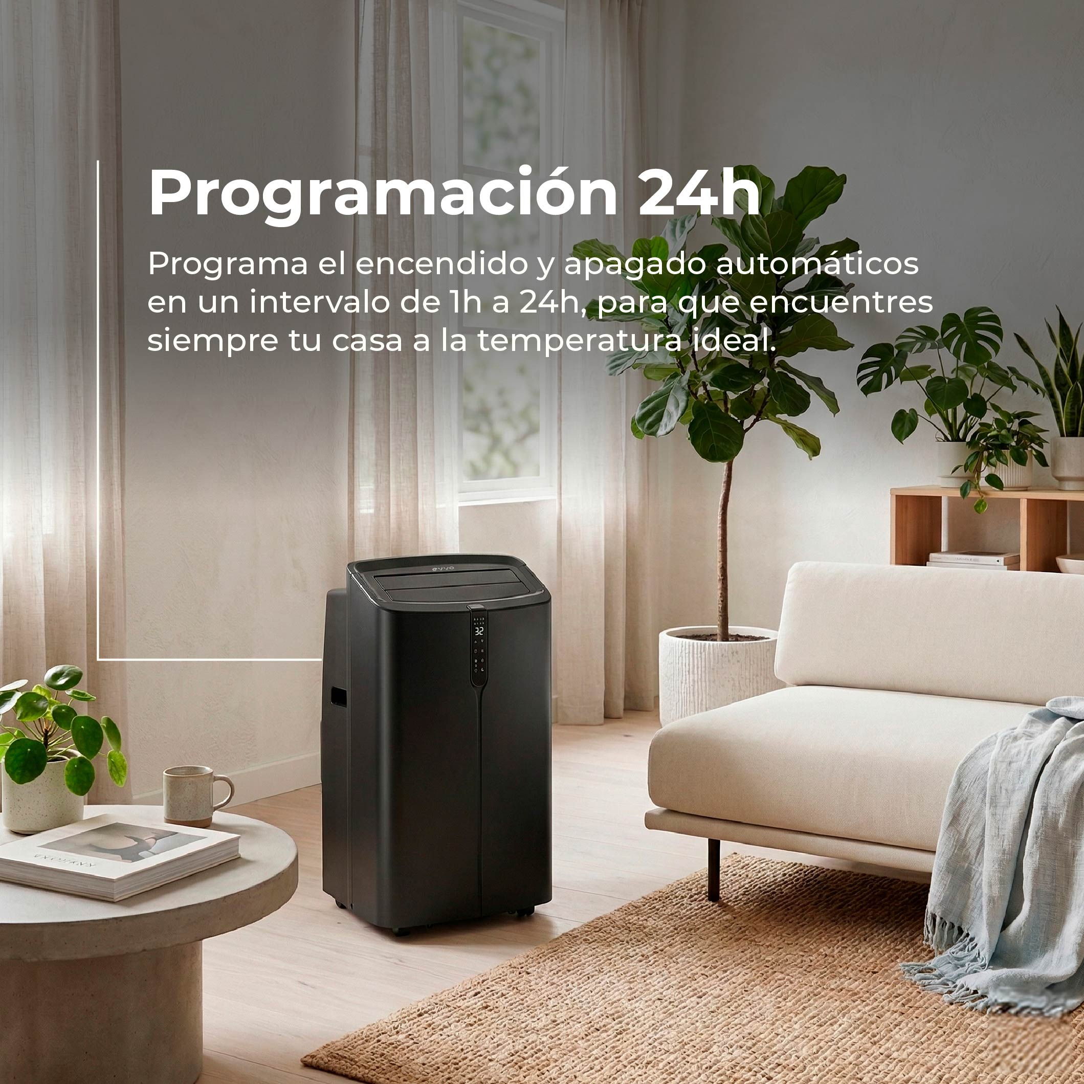 Un aire acondicionado portátil negro junto a un sofá en una sala de estar.