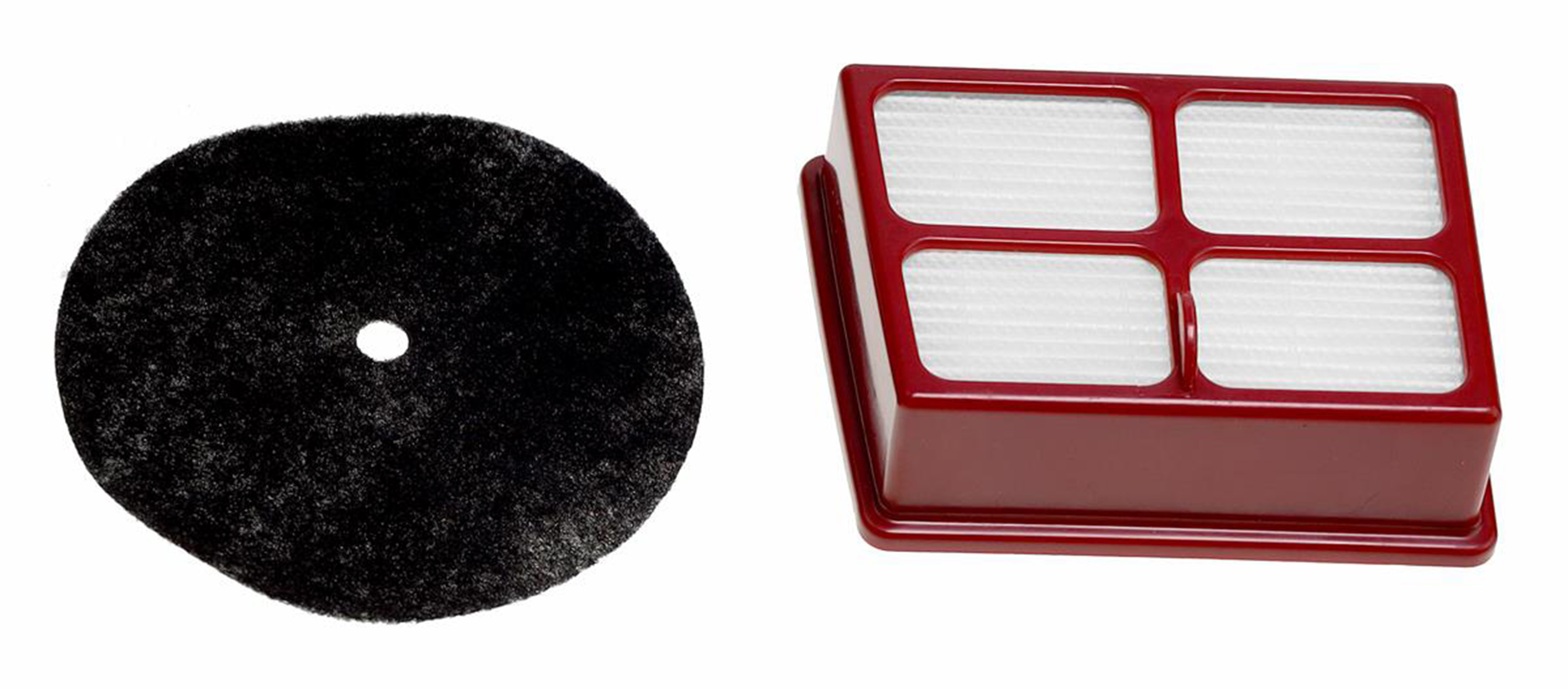 Ein schwarzer runder Filter und ein roter rechteckiger Filterhalter mit weißen Filtern.