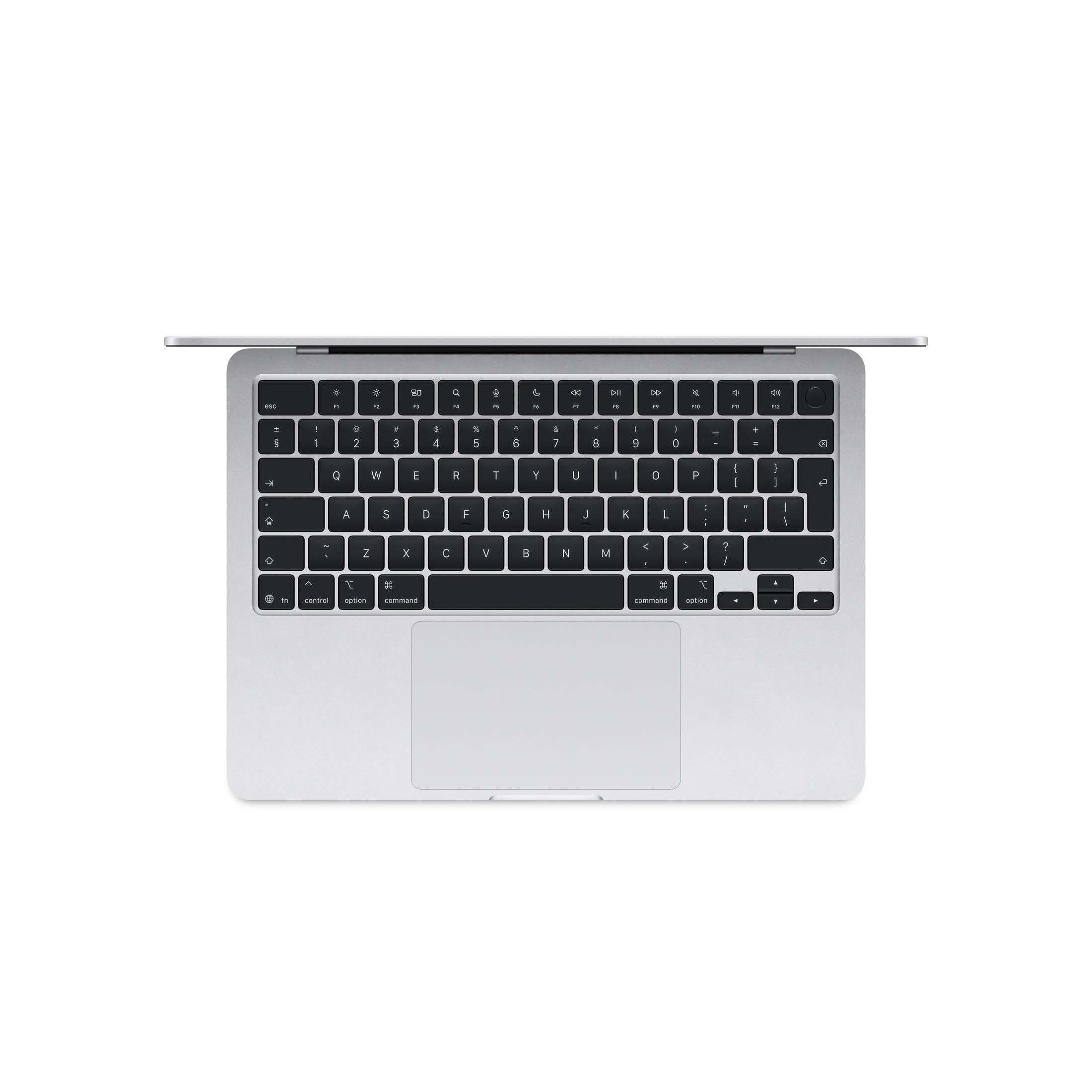 Un laptop argento con il coperchio aperto, che mostra la tastiera.