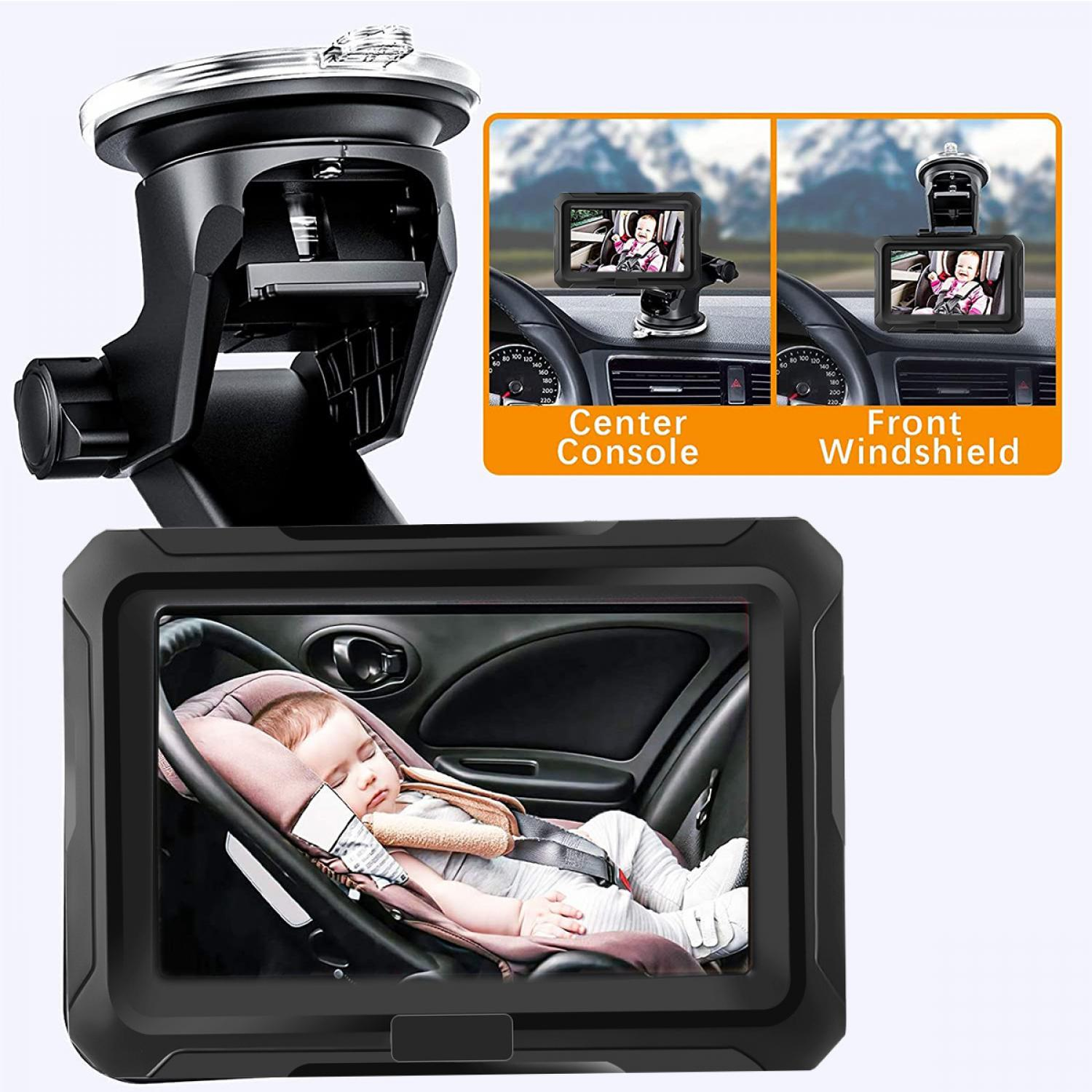 Ein Baby schläft in einem Autositz, gezeigt auf einem Bildschirm.