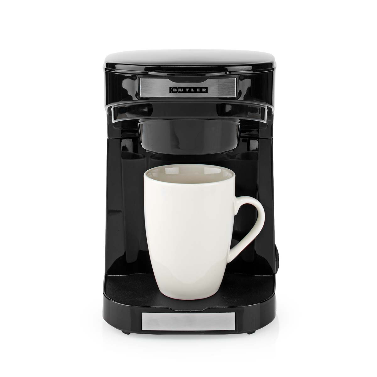 Una macchina da caffè nera con una tazza bianca posizionata sotto.