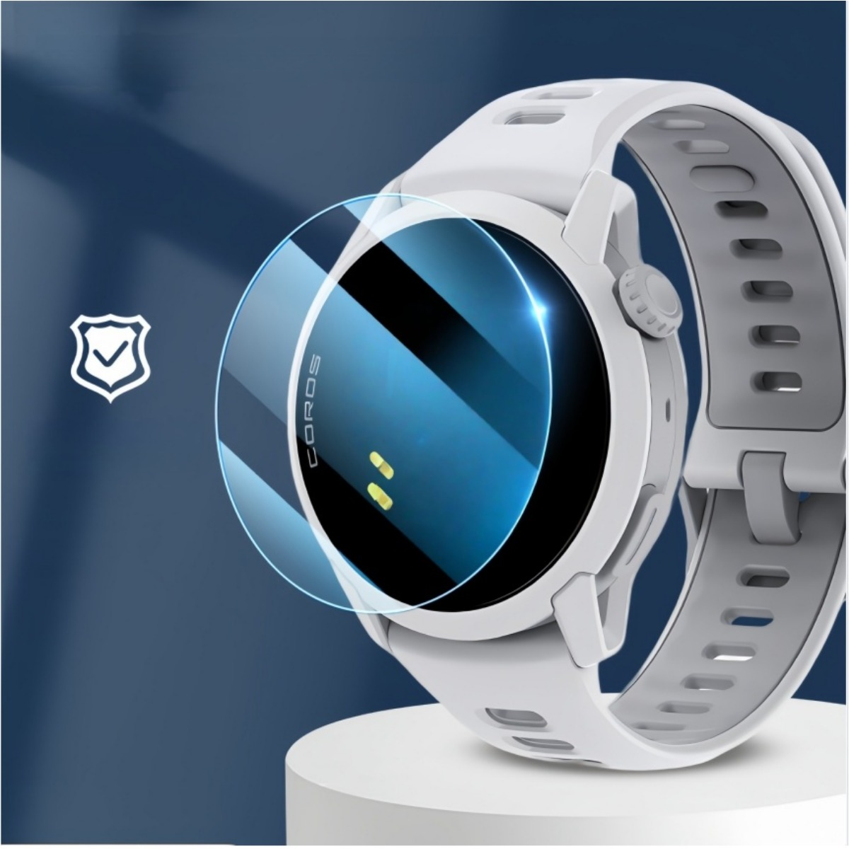 Smartwatch bianco con pellicola protettiva e icona a scudo.