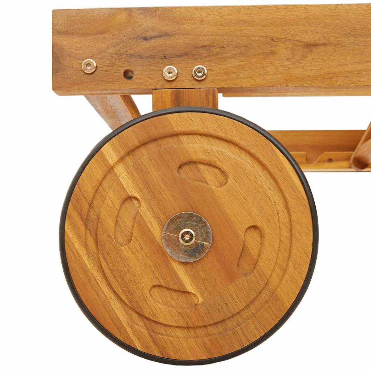 Holzrad mit schwarzem Rand und Metallnabe, Teil eines Holzmöbels.