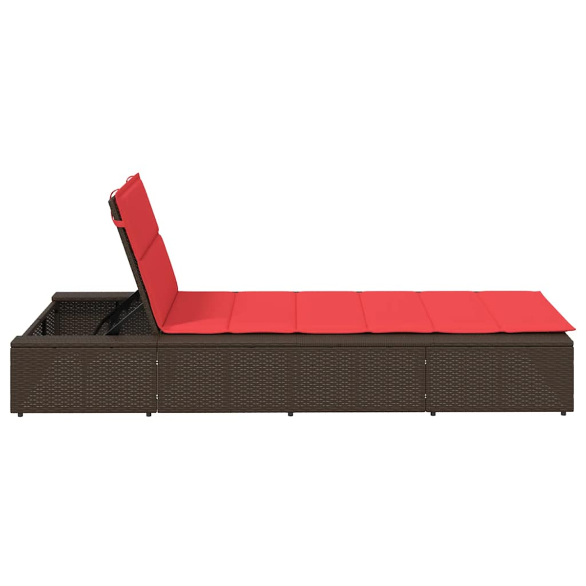 Divano in rattan marrone con cuscino rosso, schienale regolabile.