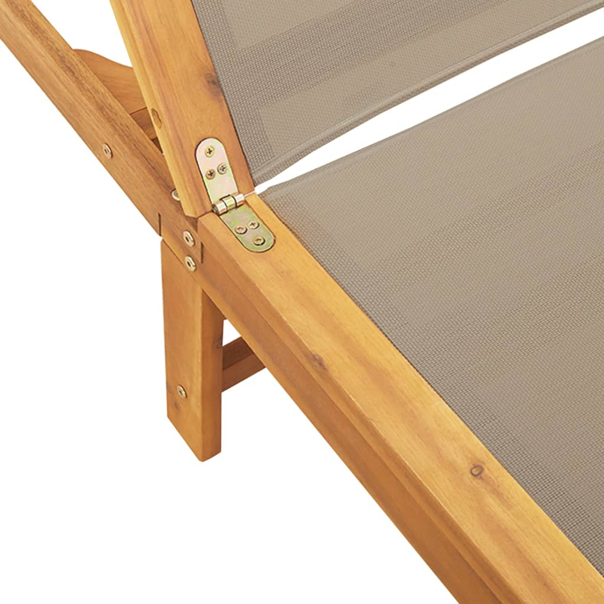 Holzliege mit grauer Stoffbespannung und Metallscharnier.