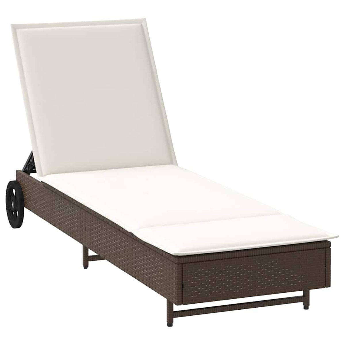 Lettino da esterno in rattan marrone con cuscini bianchi e ruote.