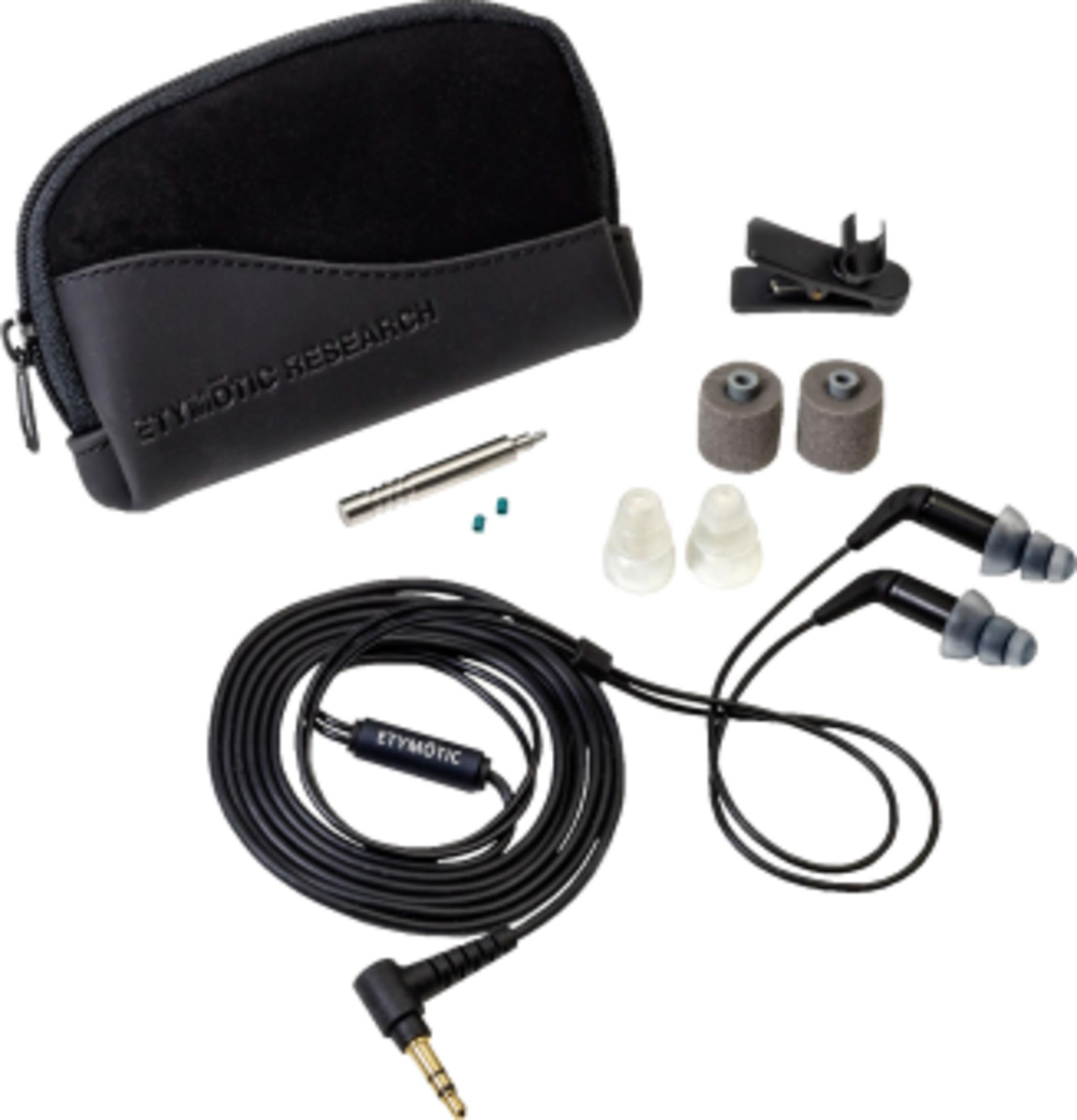 Etymotic Research oortelefoon set met zwarte tas, kabel, oordopjes en clip.