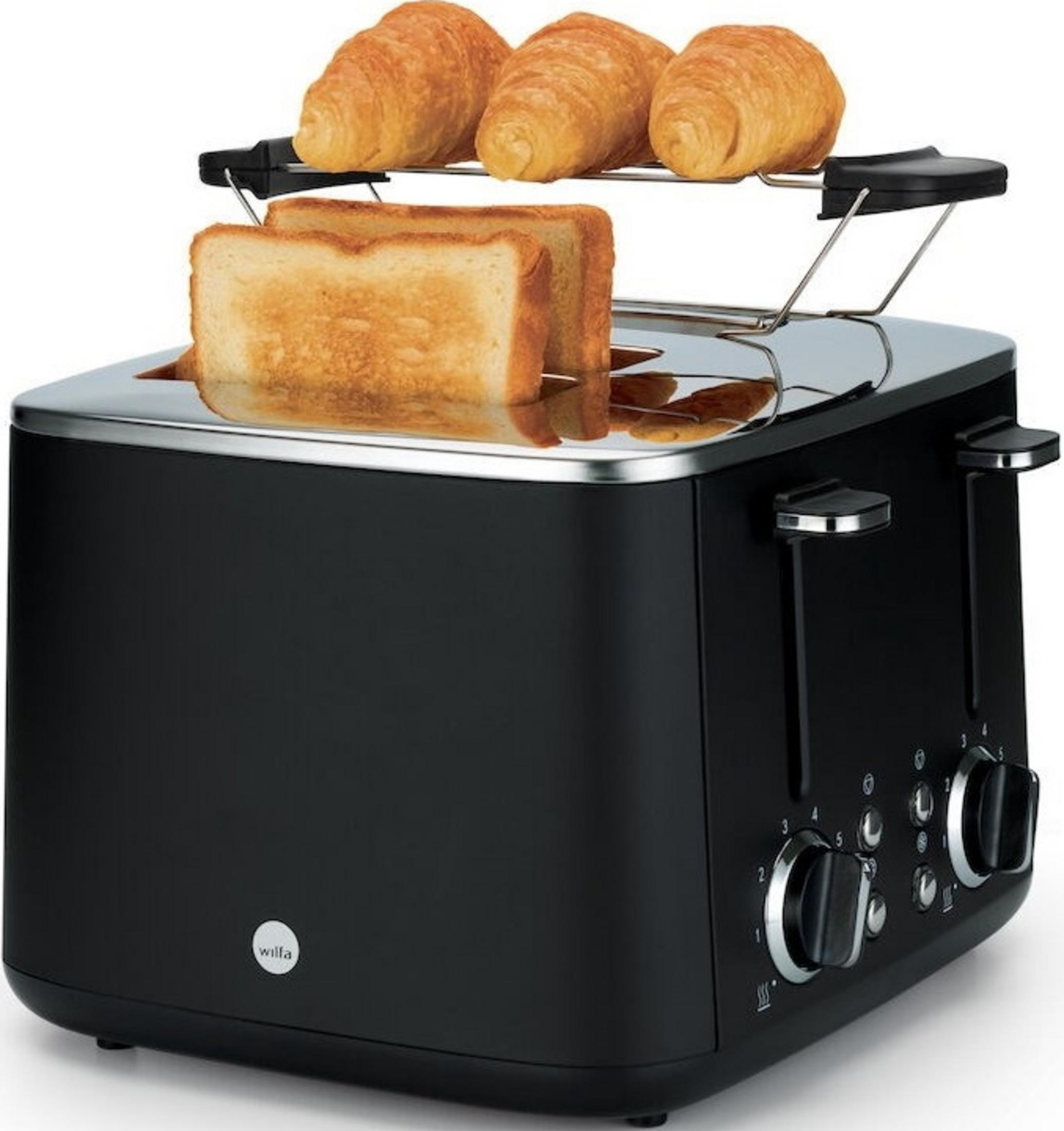 Ein schwarzer Toaster mit drei Croissants und zwei Toastbrotscheiben im oberen Fach.