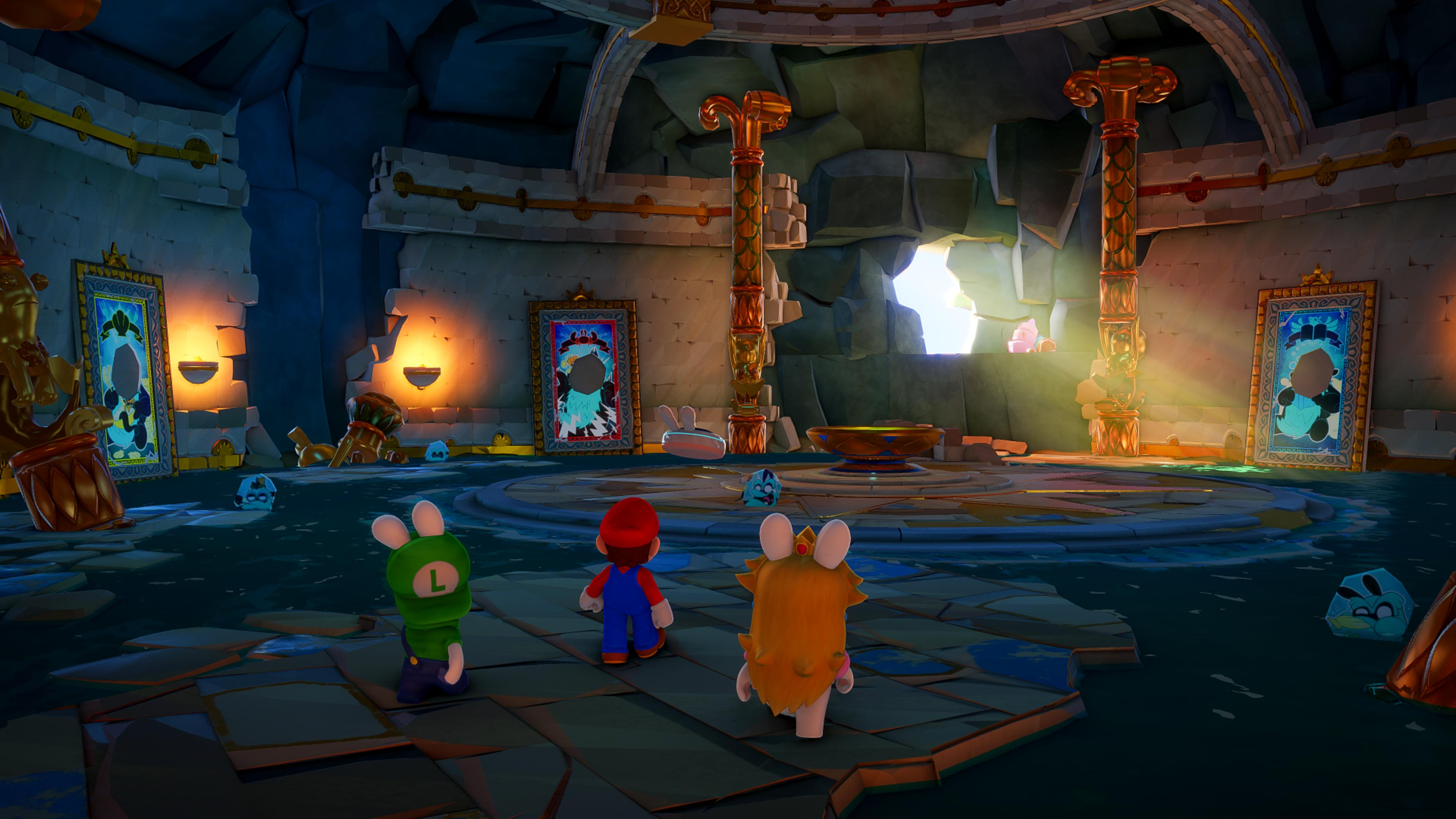 Mario et deux Lapins dans une salle en pierre avec des peintures et des piliers lumineux.