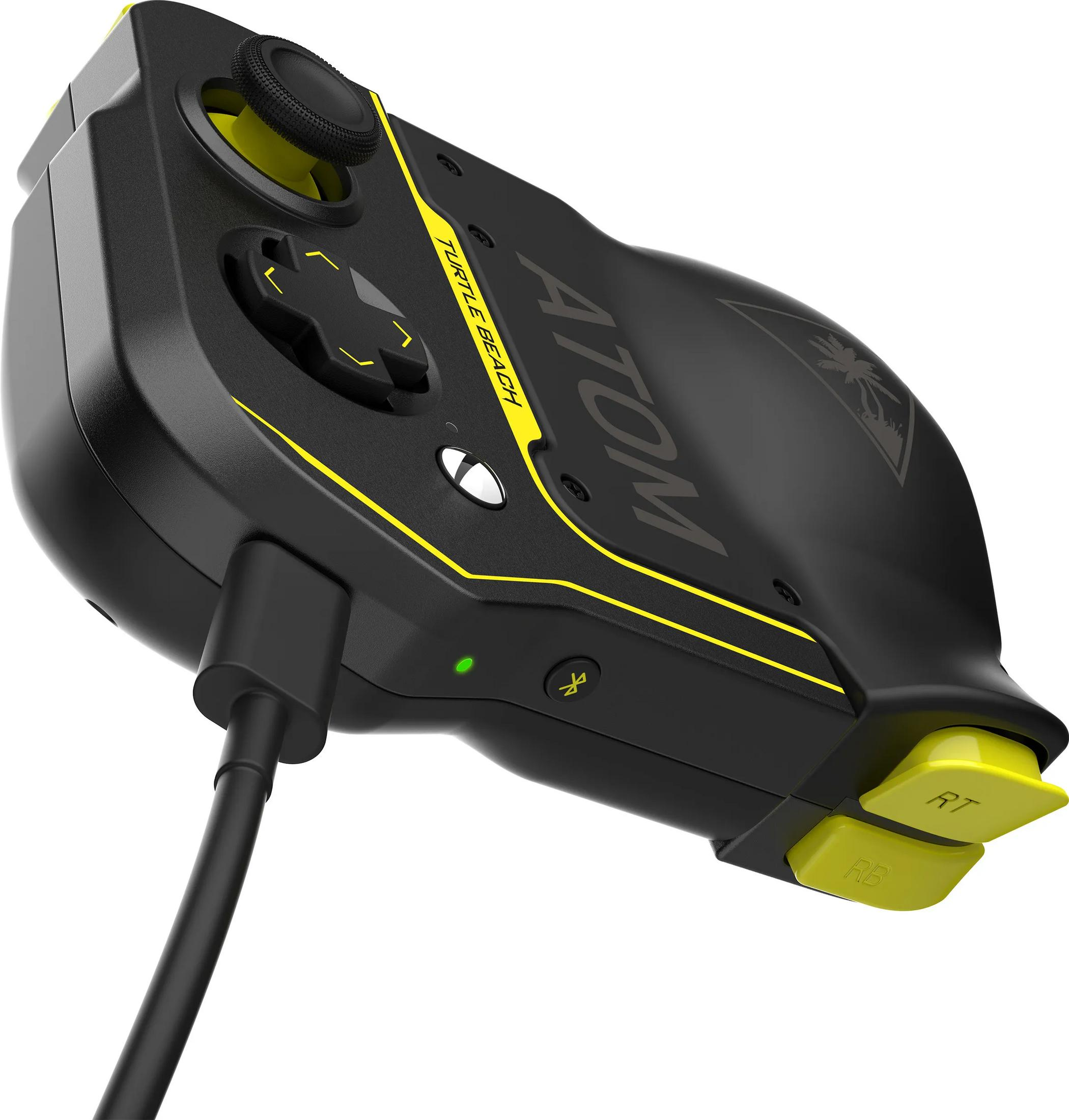 Schwarzer und gelber Controller mit Kabel, auf weißem Hintergrund.