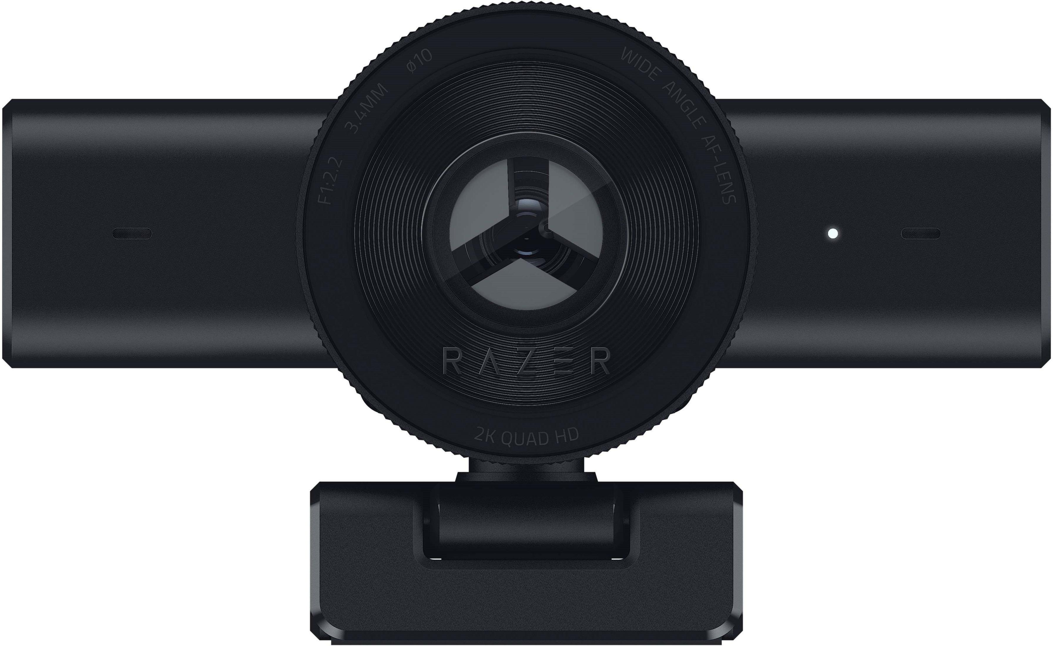 Webcam nera con obiettivo grandangolare, testo "Razer" e "2K Quad HD".