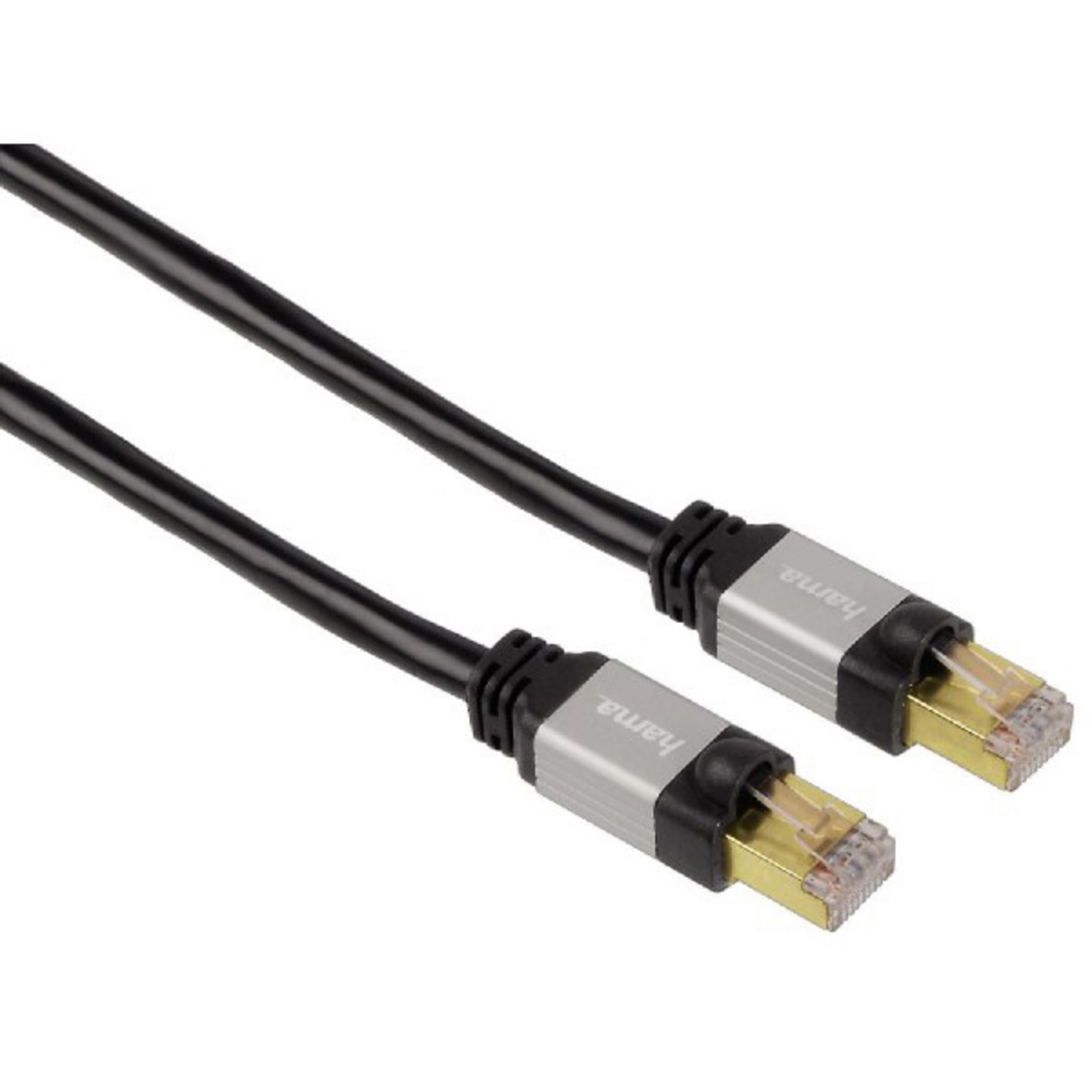 Zwei schwarze Netzwerkkabel mit goldenen RJ45-Steckern und silbernen Hama-Anschlüssen.