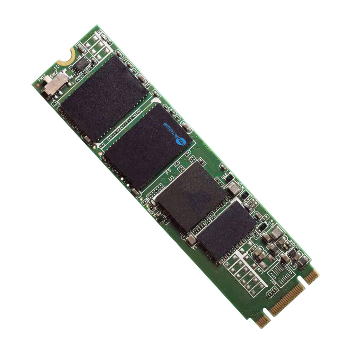 Una scheda verde con chip neri e connettori dorati su sfondo bianco.