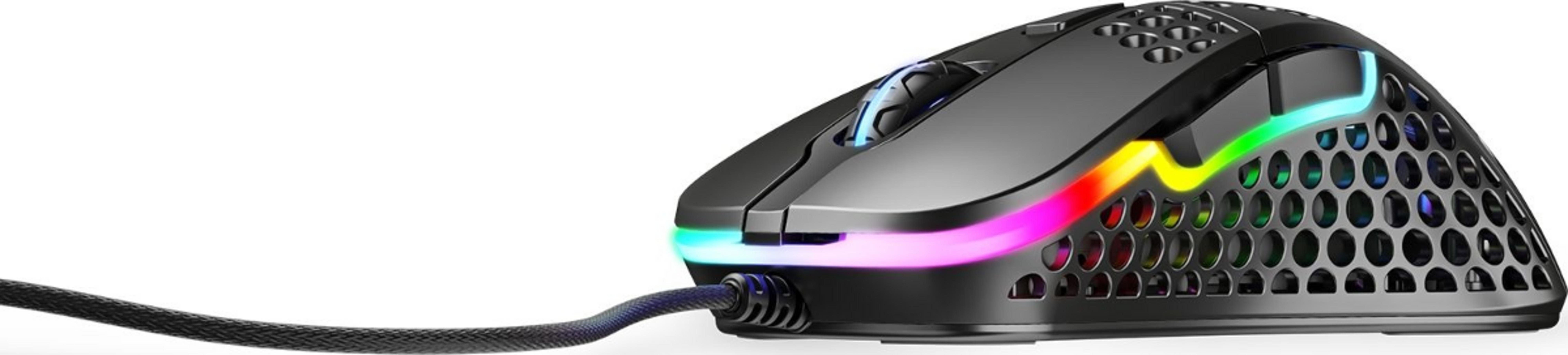 Un mouse da gaming nero con illuminazione RGB e cavo intrecciato.