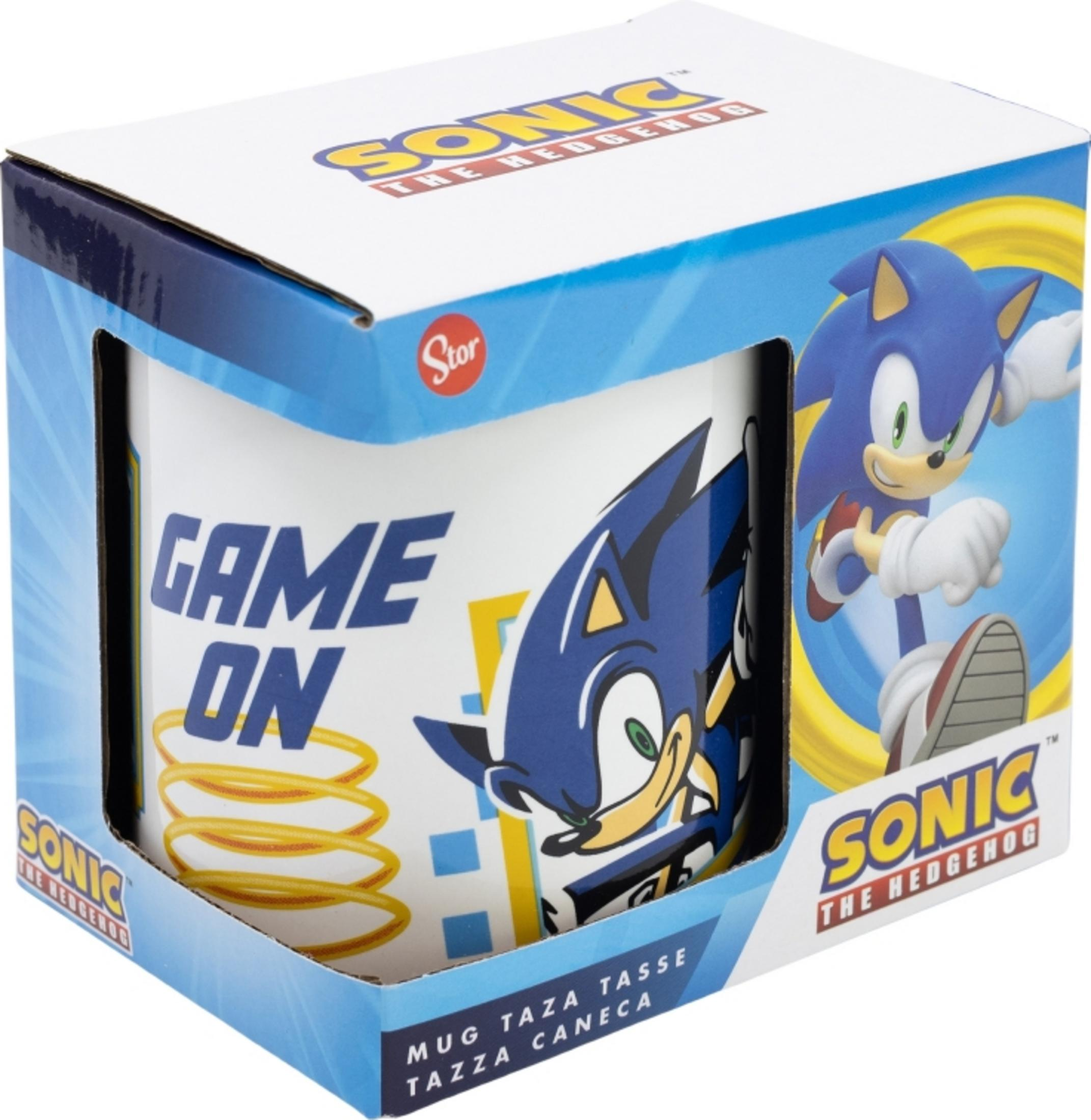 Una taza de Sonic the Hedgehog con "GAME ON" en su caja.