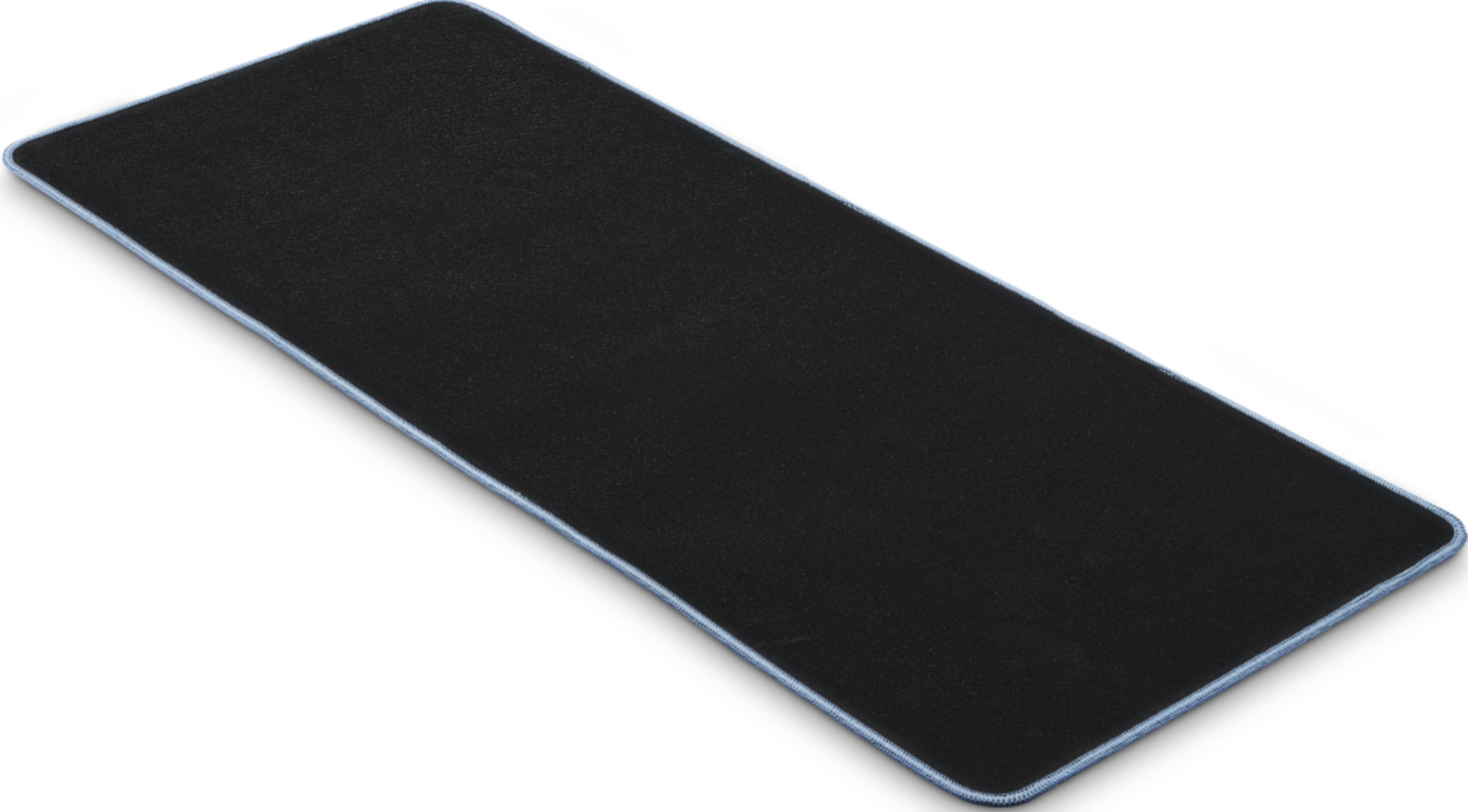 Schwarzes Mauspad mit hellblauem Rand, auf weißem Hintergrund.