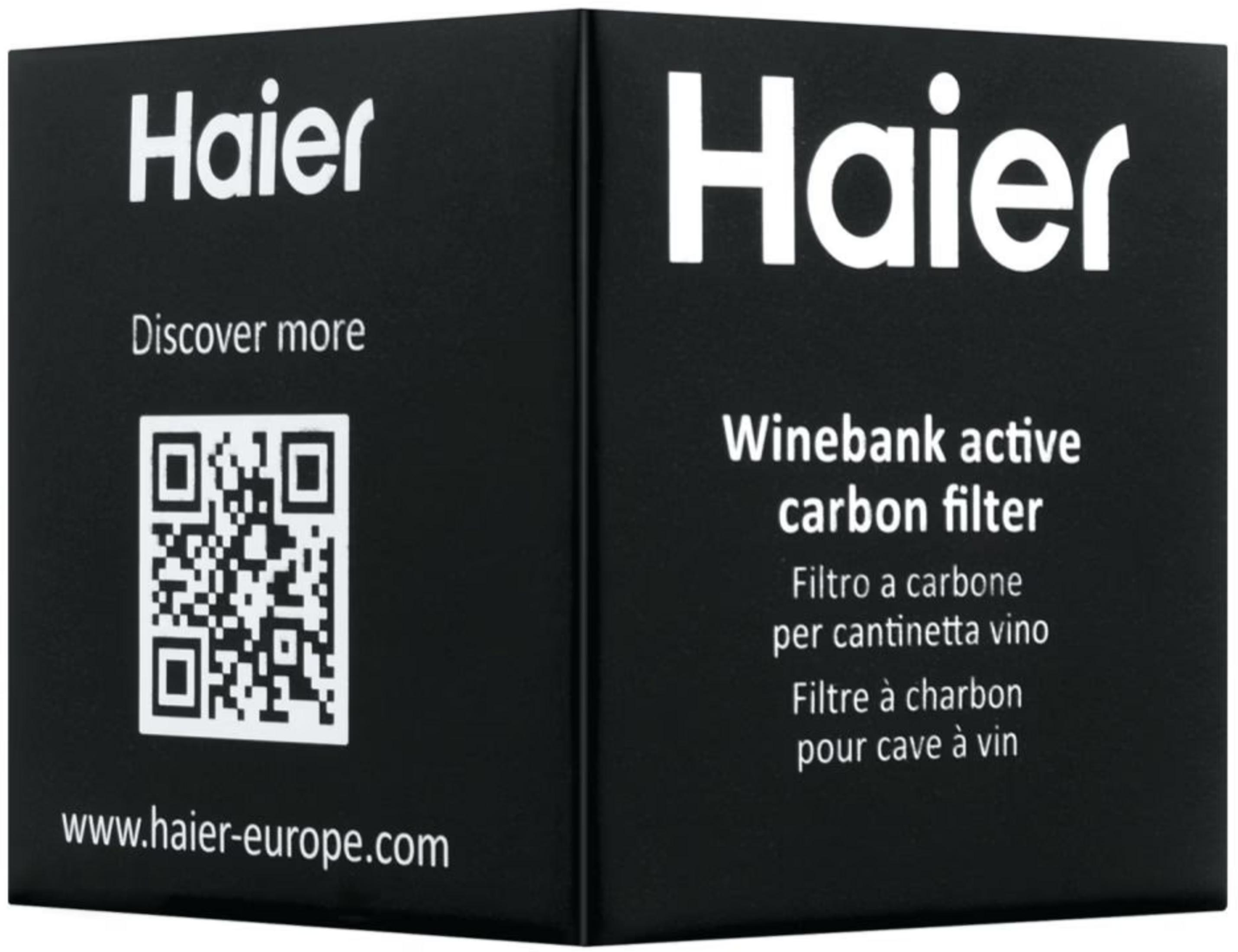 Logo Haier, codice QR, sito web e testo su filtro a carbone attivo per cantinetta.