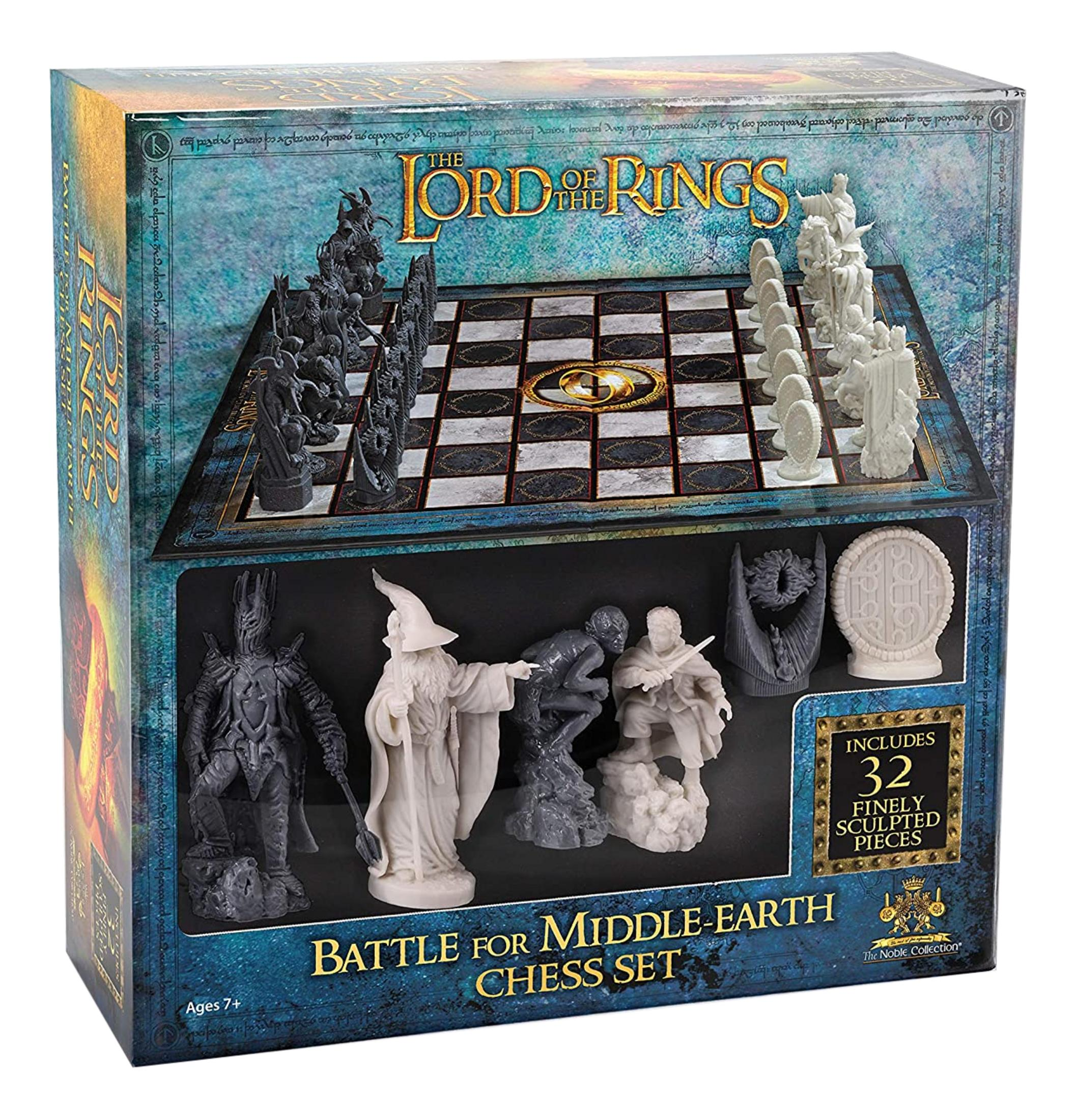 Caja de ajedrez "El Señor de los Anillos" con figuras y tablero. Incluye 32 piezas.