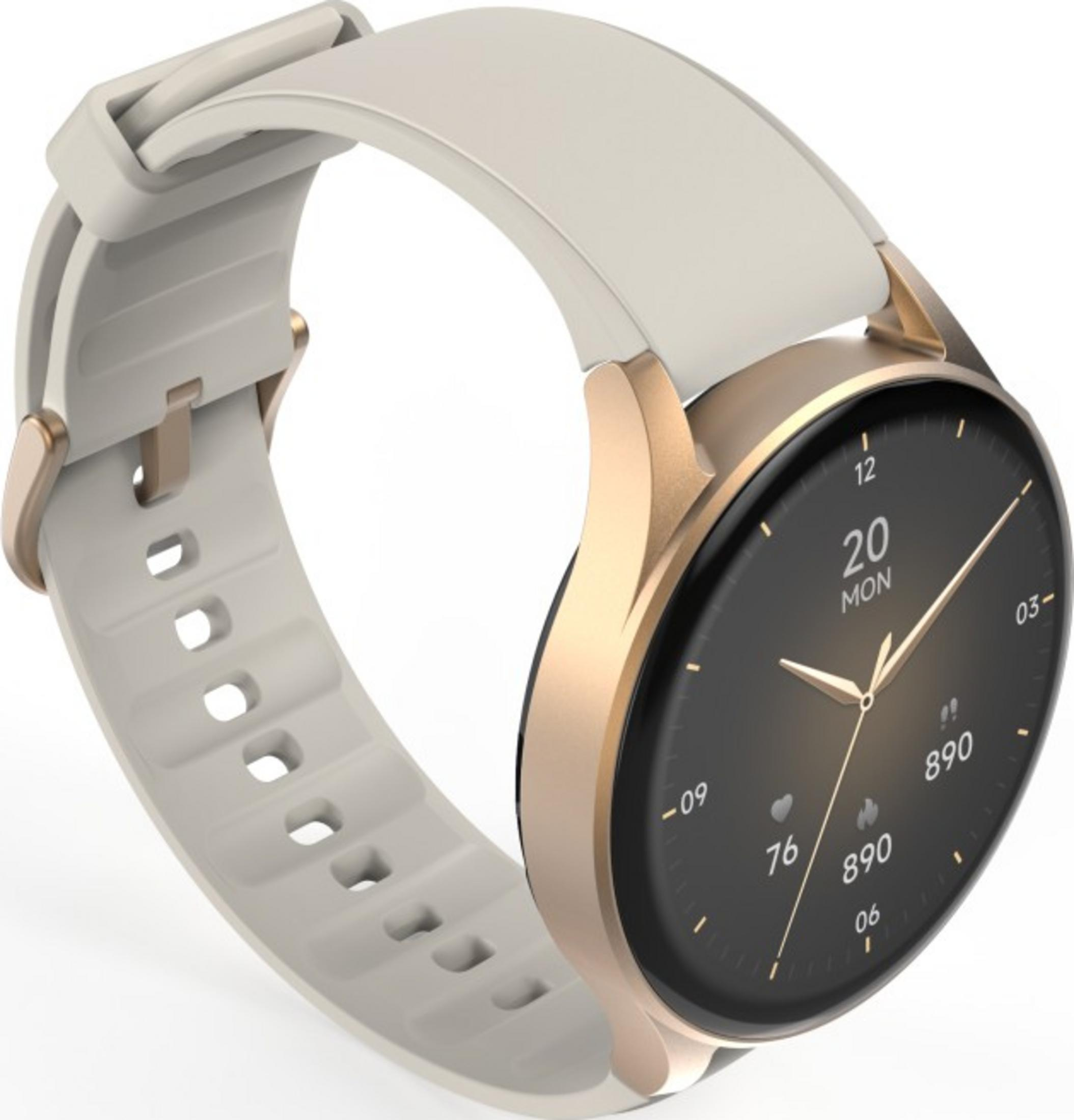 Złoty smartwatch z jasną bransoletą. Tarcza zegarka pokazuje godzinę i datę.