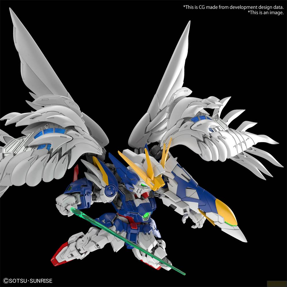 Ein blauer und weißer Mech mit großen weißen Flügeln hält ein grünes Schwert.