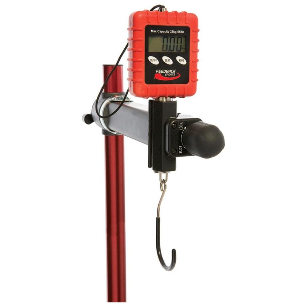 Bilancia digitale rossa con morsetto e gancio neri, su barra argentata. Capacità max 25 kg.