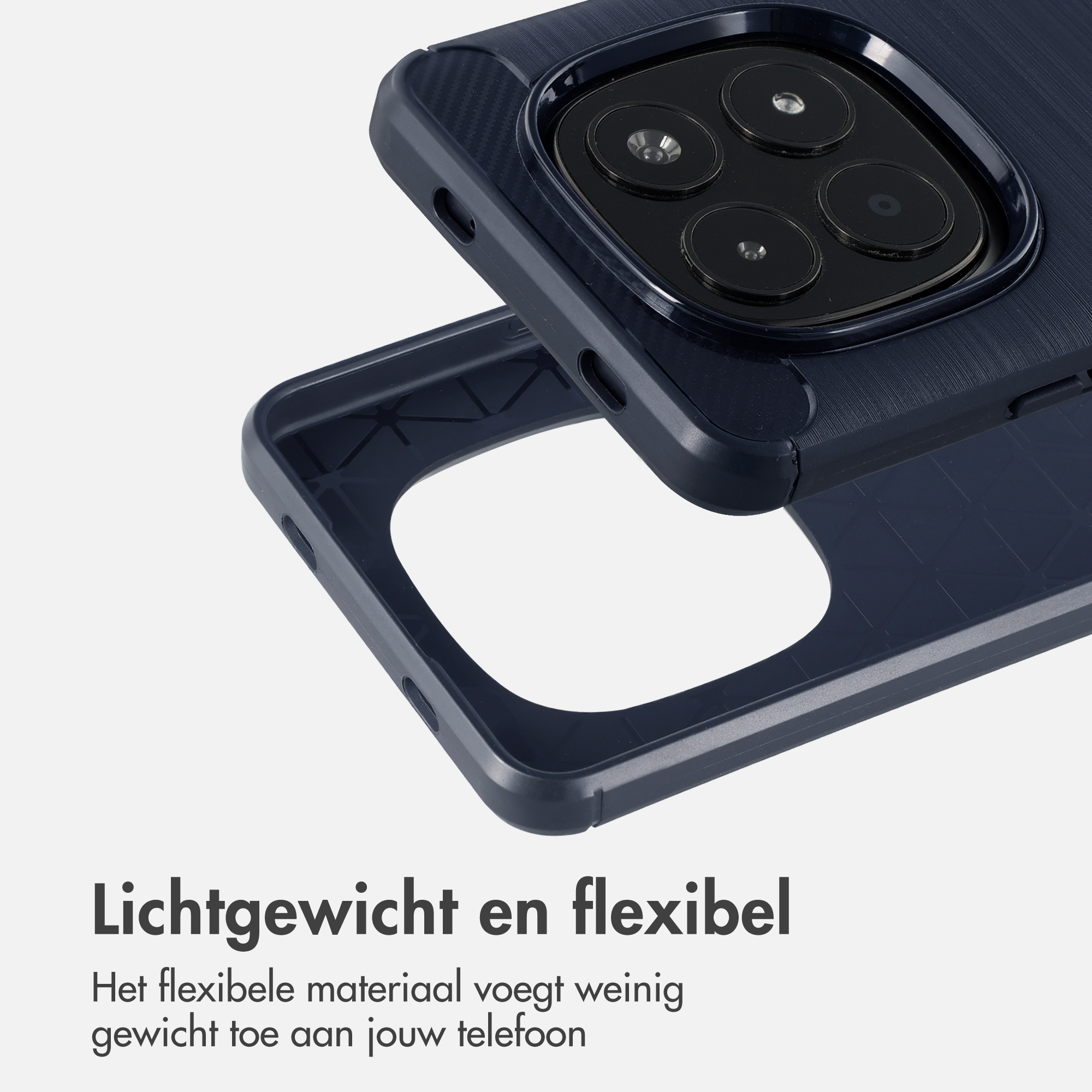 Coque de téléphone bleu foncé avec découpe caméra, légère et flexible.