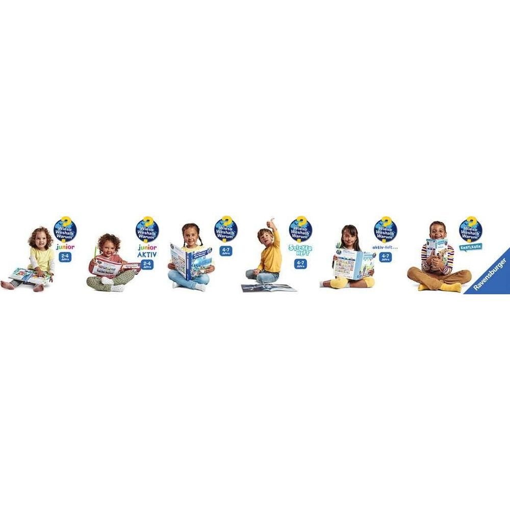 Sieben Kinder sitzen auf dem Boden und lesen Bücher. Verschiedene Ravensburger Junior-Bücher sind zu sehen.