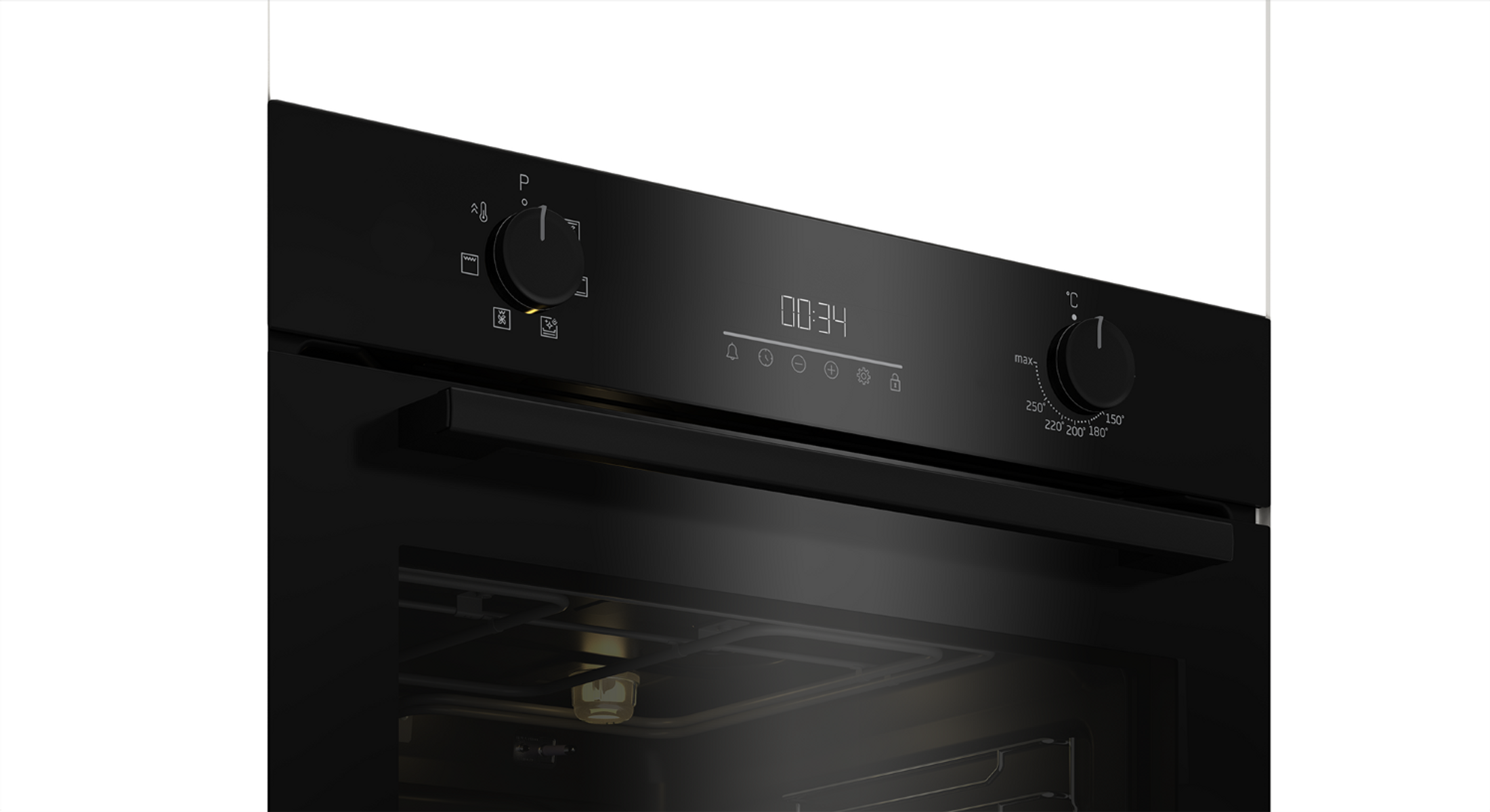 Primo piano di un forno nero con display digitale e manopole di controllo.