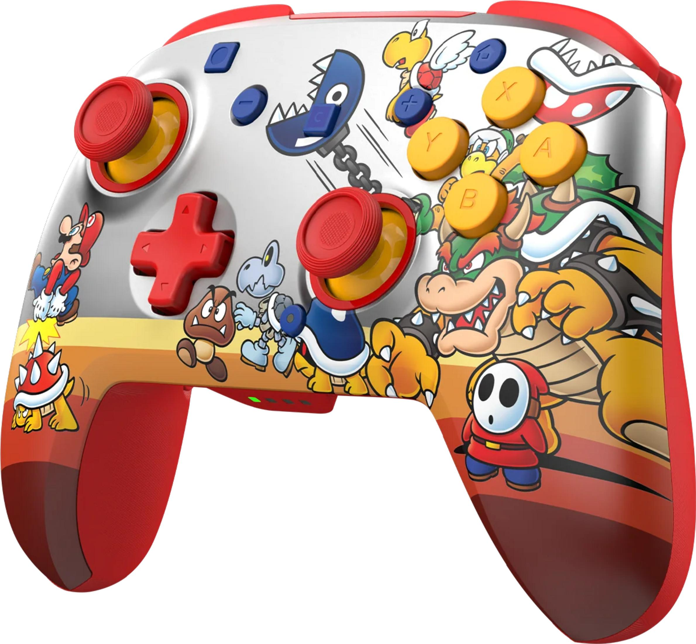 Ein weißer Controller mit Nintendo-Charakteren wie Mario, Bowser und Goomba.