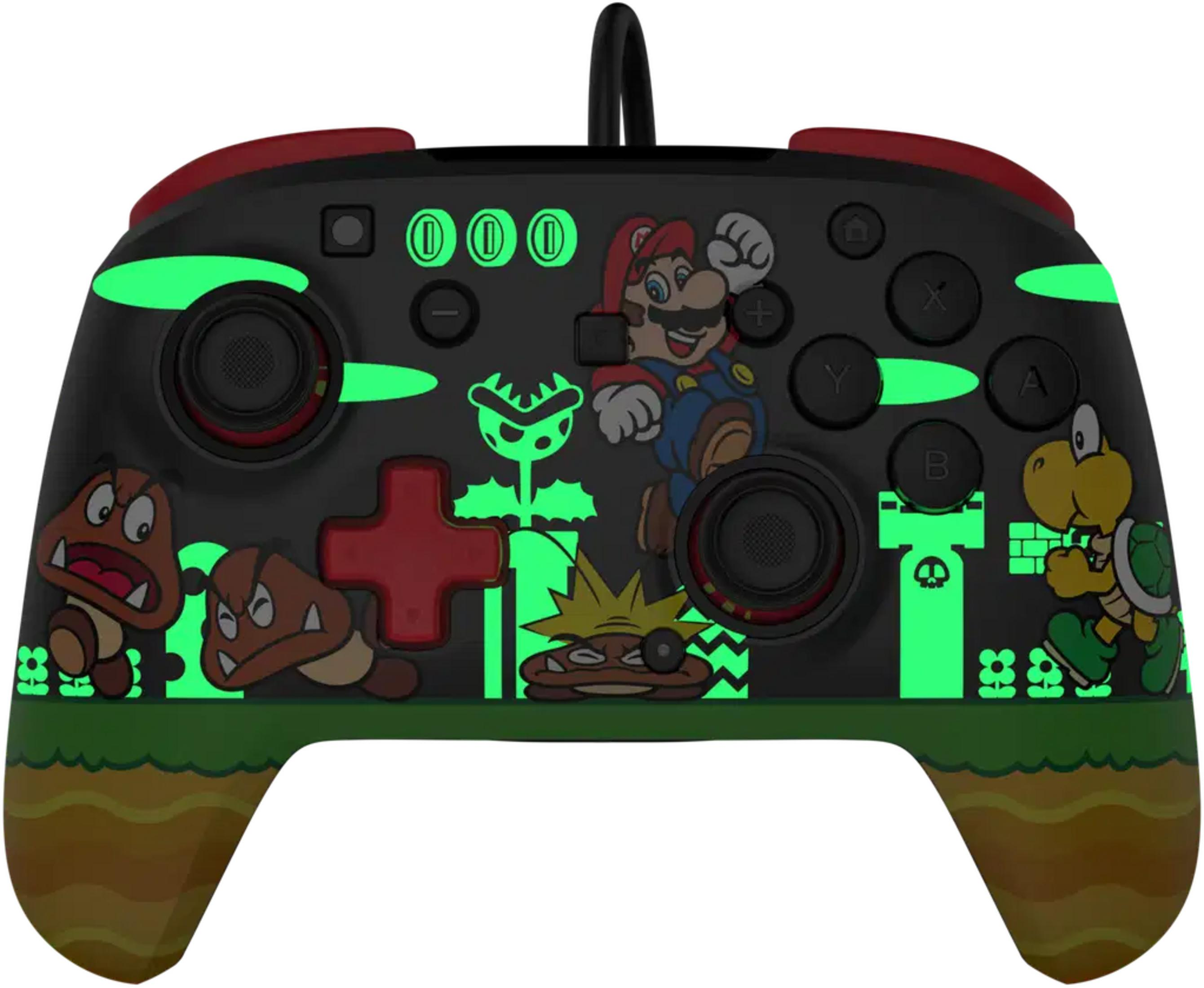 Schwarzer Controller mit Mario-Motiv und leuchtend grünen Elementen.