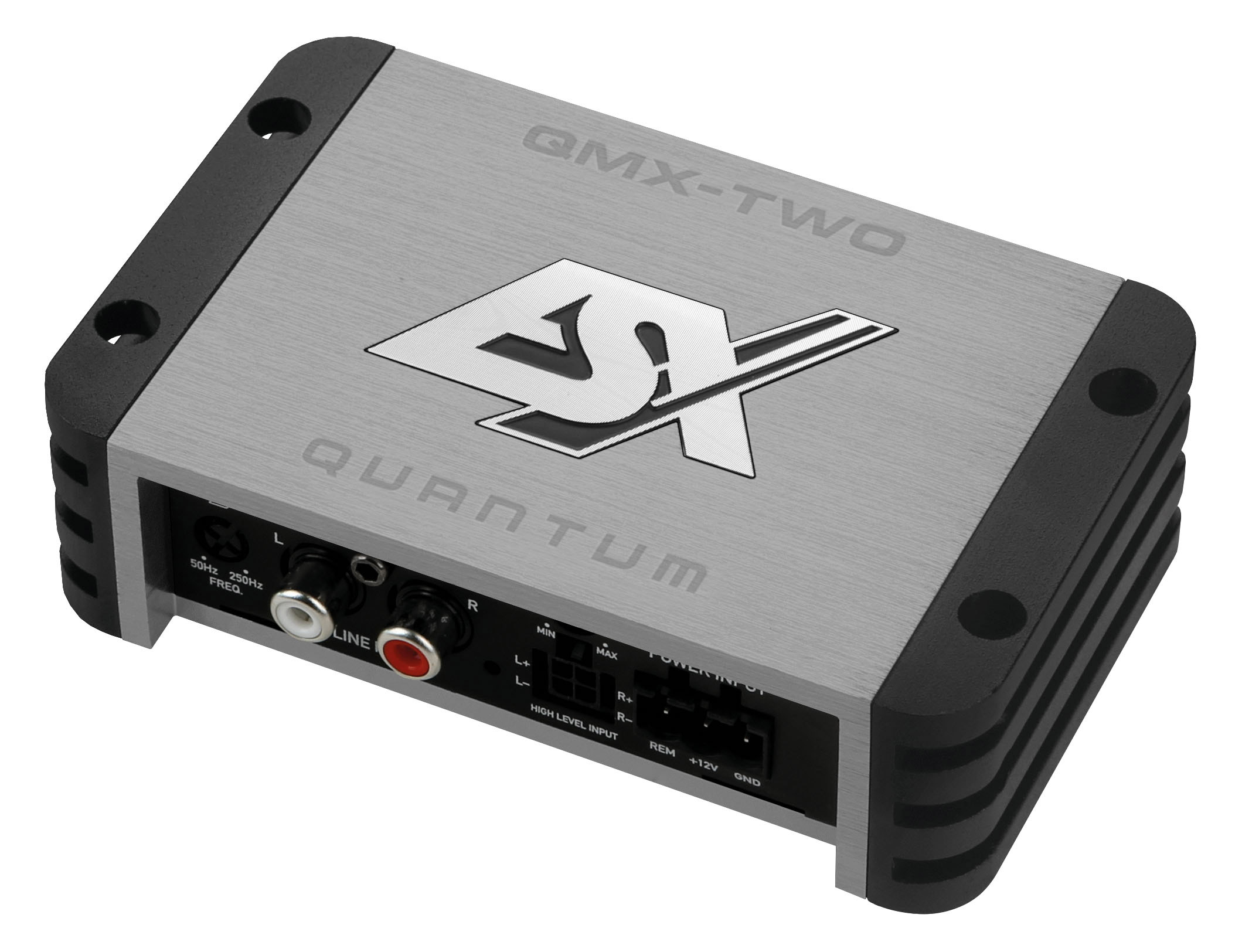 Ein silberner Auto-Verstärker mit schwarzen Akzenten, beschriftet QMX-TWO und QUANTUM.