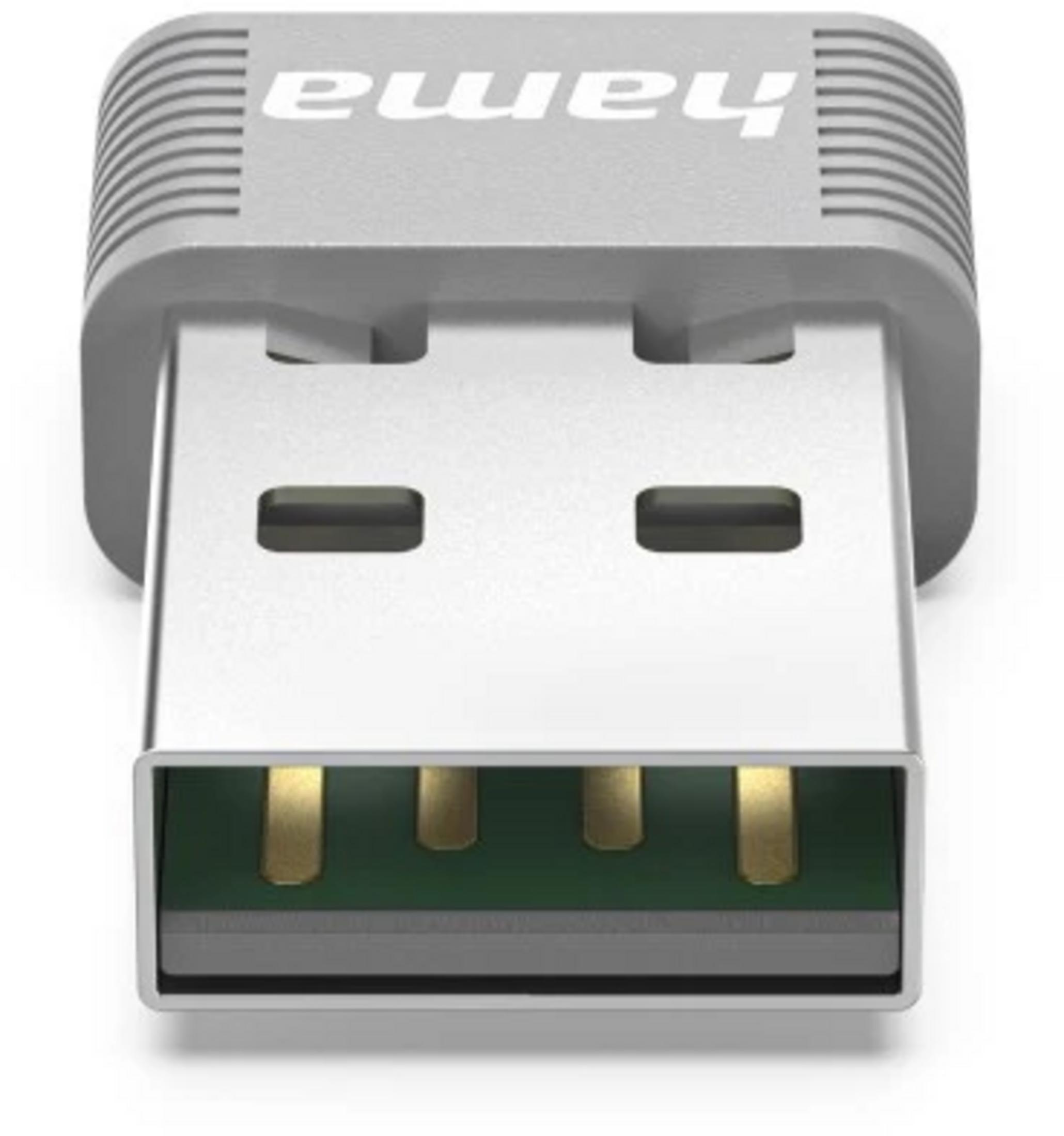 Ein silberner USB-Adapter mit dem Hama-Logo. Die Kontakte sind sichtbar.