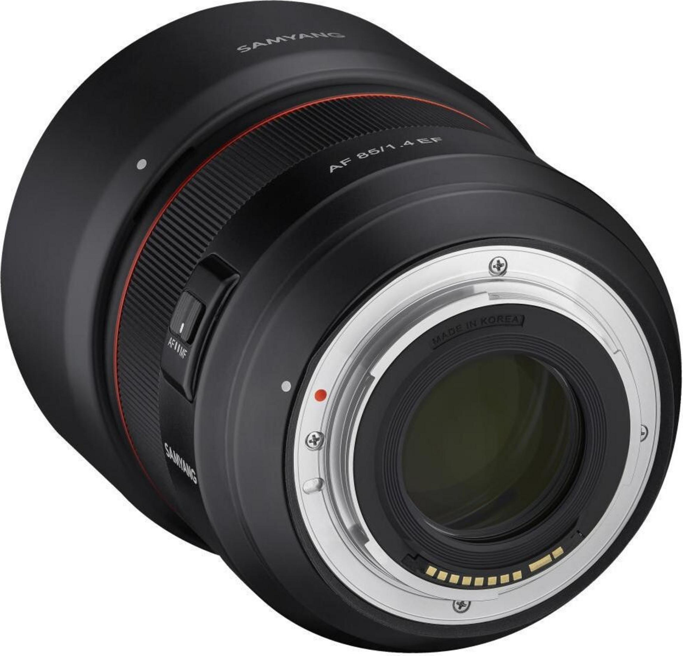 Ein schwarzes Samyang AF 85/1.4 EF Objektiv mit rotem Ring und silberner Fassung.