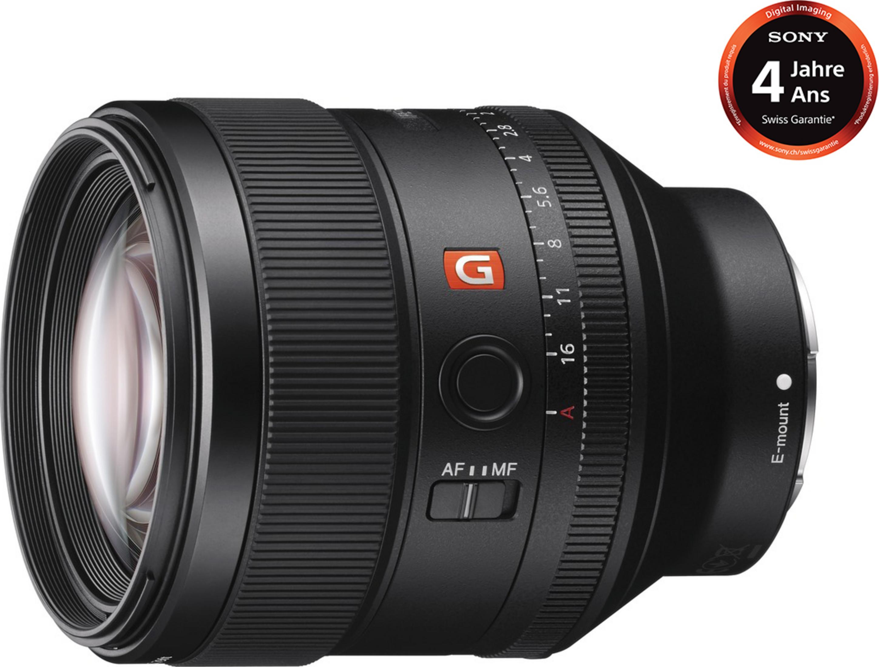 Sony G lens with AF/MF switch, aperture ring, and E-mount.