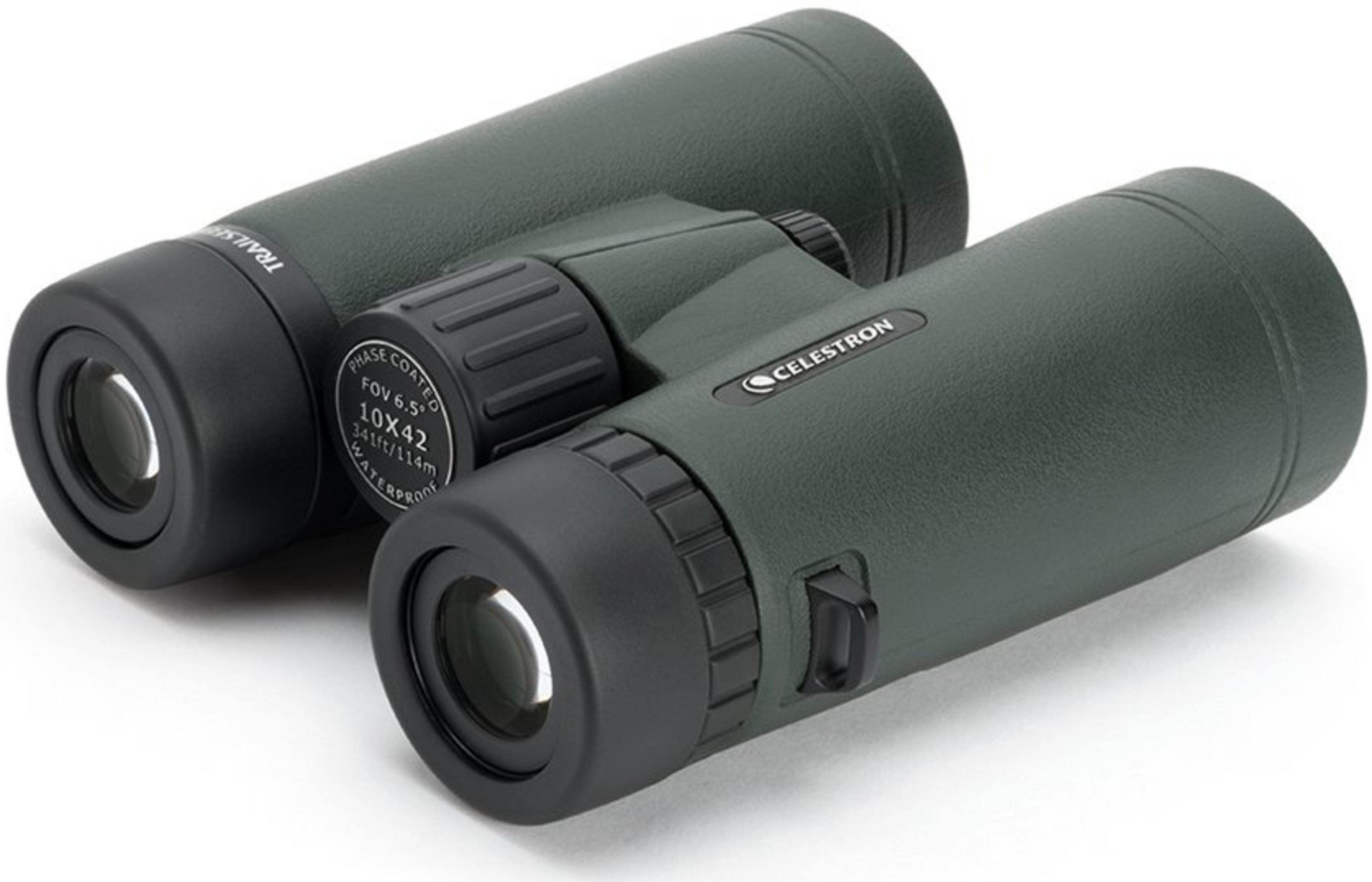 Binocolo Celestron verde scuro con rotella di messa a fuoco e scritte.
