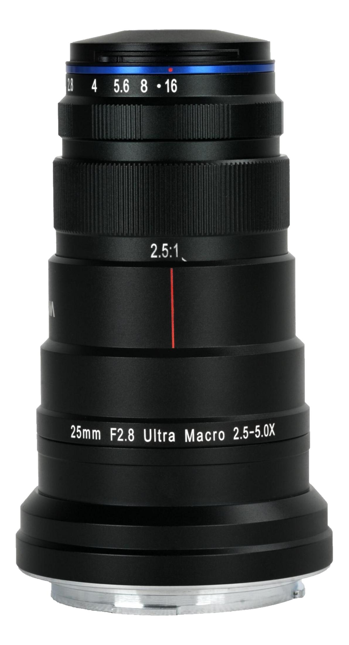 Een zwarte macro lens met f/2.8, 25mm brandpuntsafstand en vergrotingsmarkeringen.