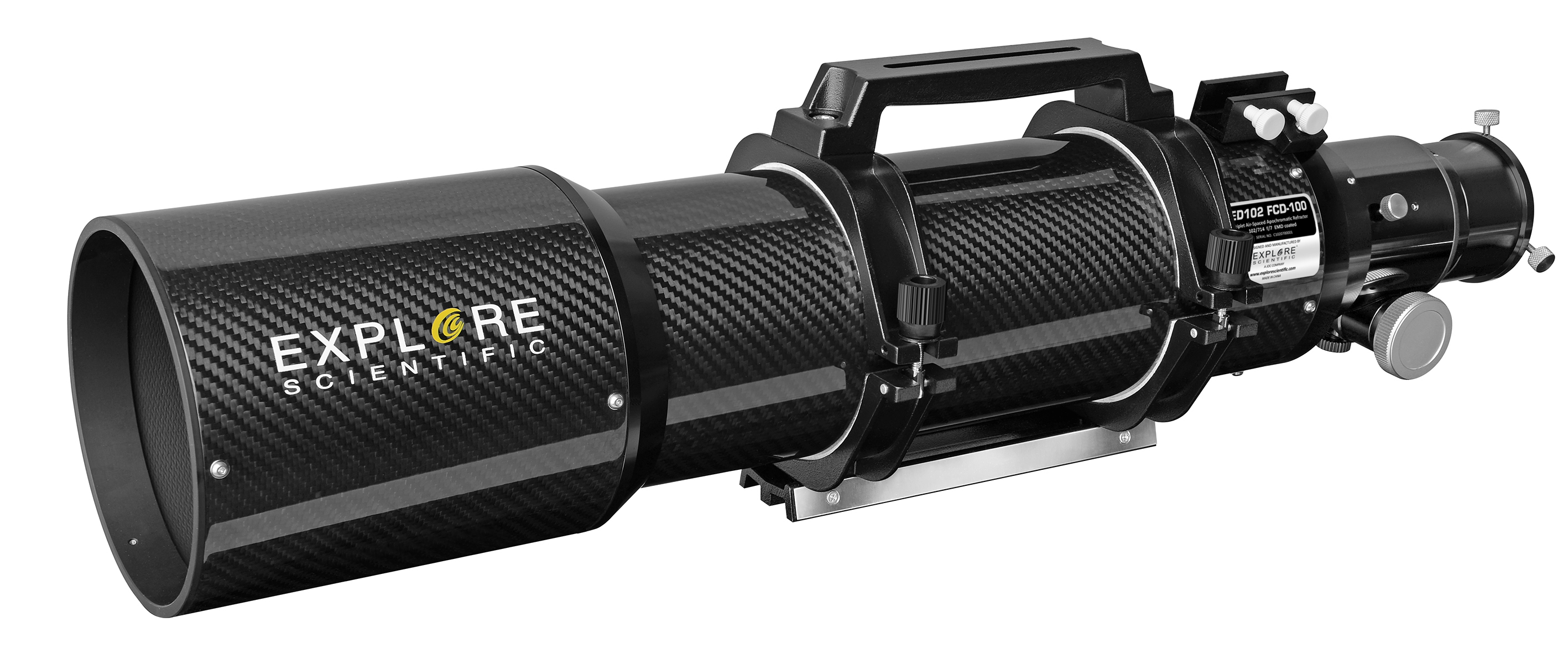Telescopio Explore Scientific negro con tubo de fibra de carbono y perillas de enfoque plateadas.