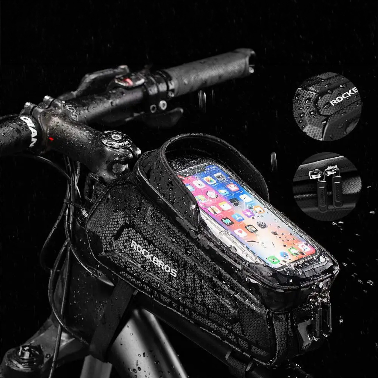 Bolsa de bici con soporte para móvil, montada en manillar, bajo la lluvia.