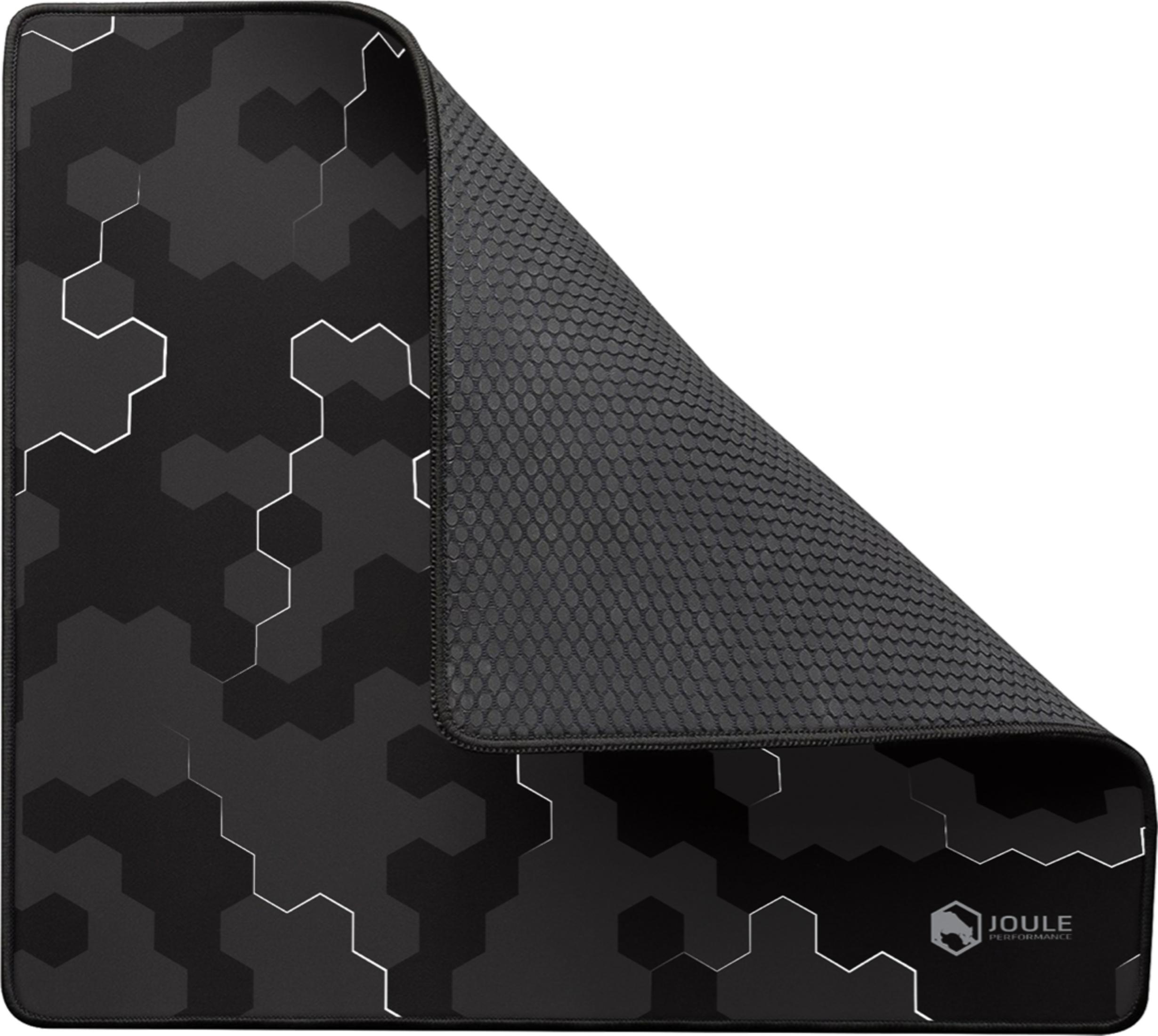 Tapis de souris noir avec motif hexagone gris et contour blanc, enroulé.