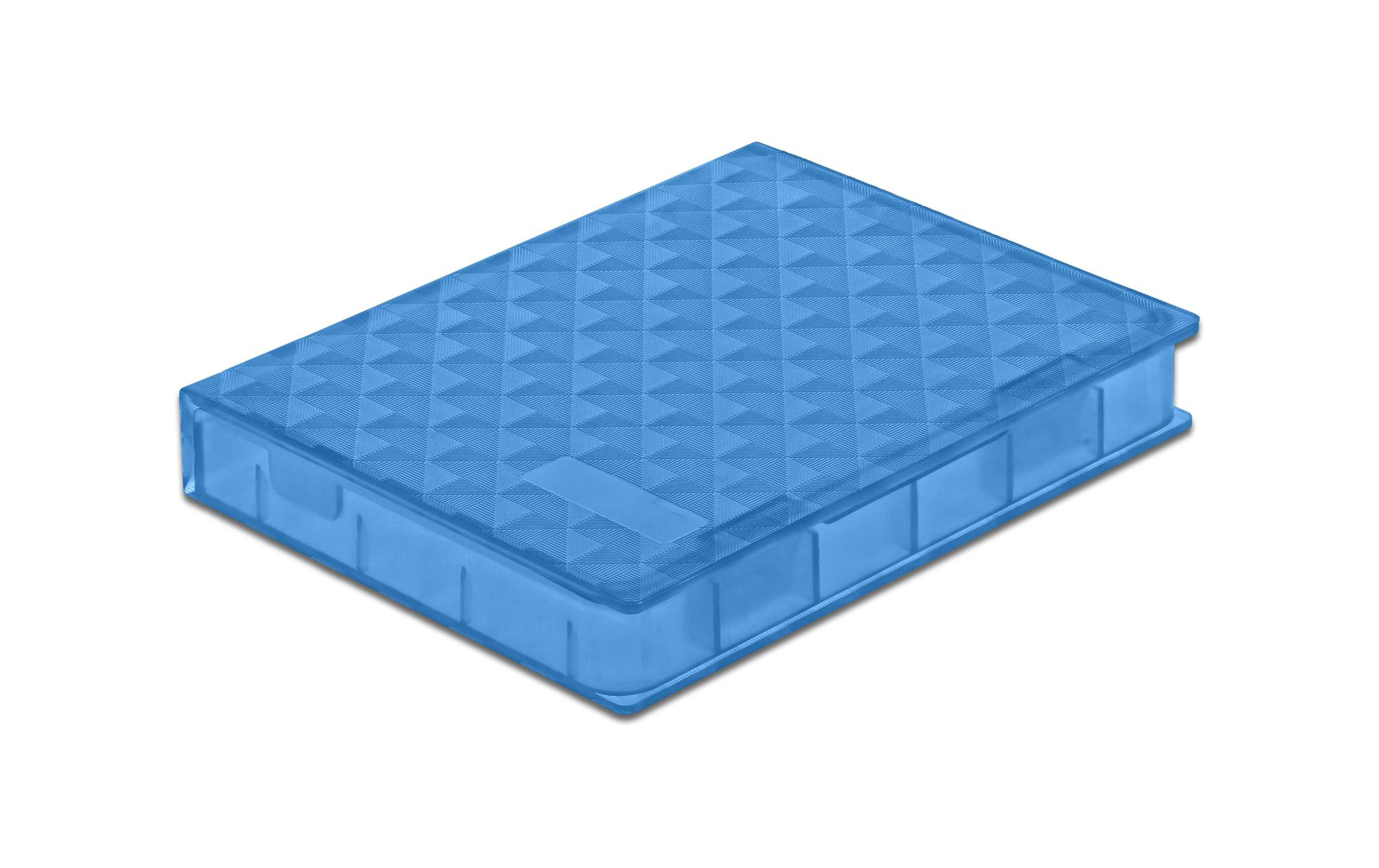 Un contenitore in plastica blu chiaro con coperchio testurizzato.