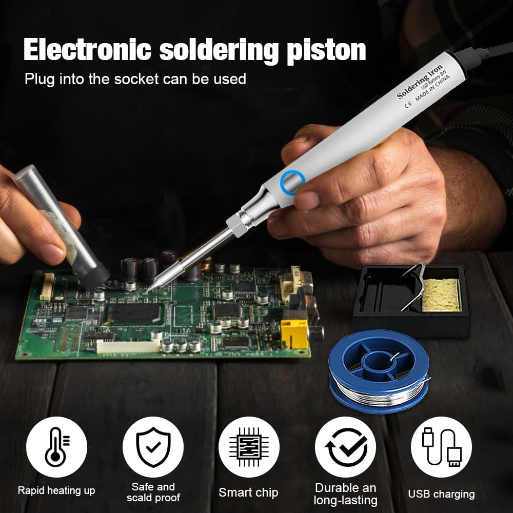 Hände benutzen elektronischen Lötkolben auf Leiterplatte mit Lot, Ständer und Drahtspule.