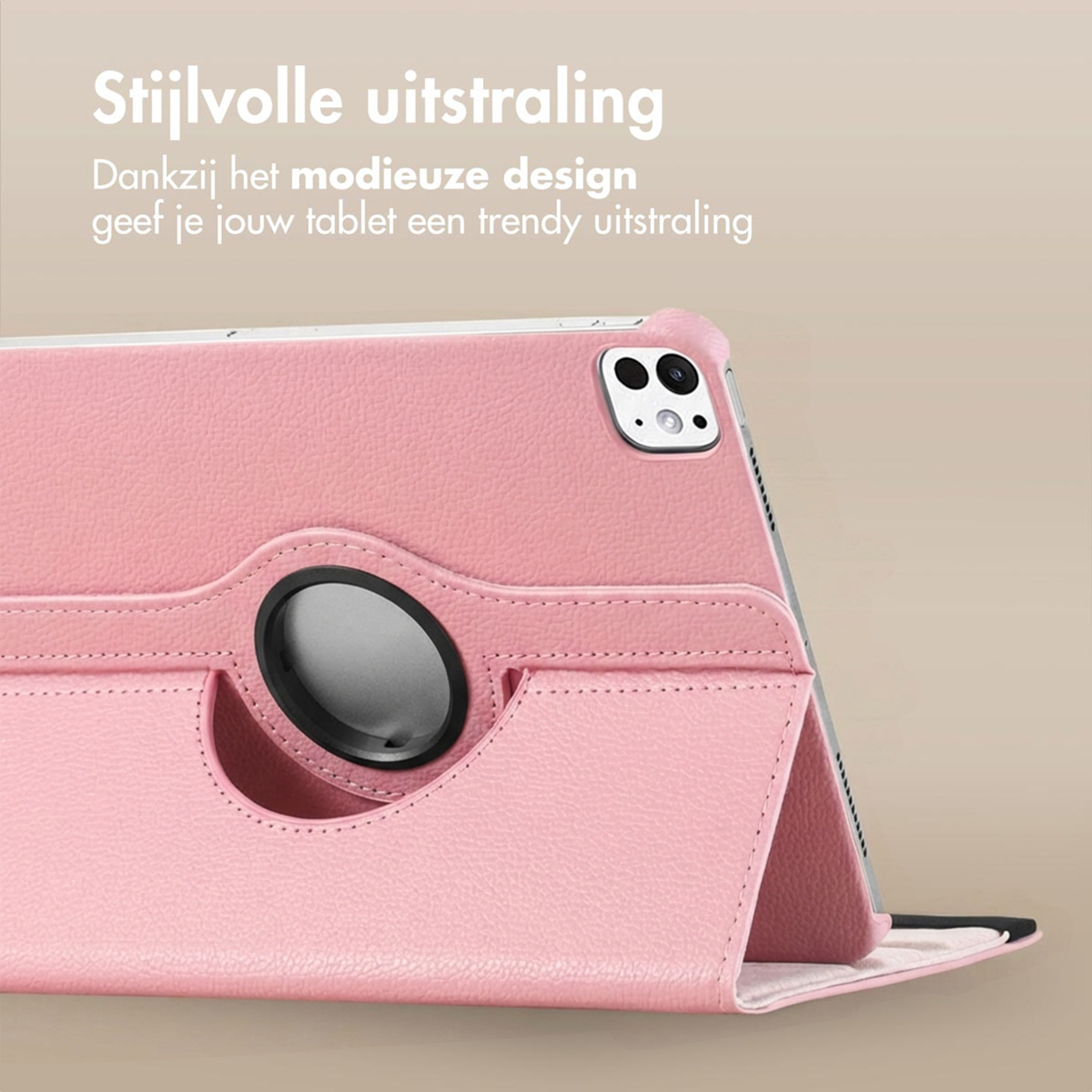 Een roze tablethoes met draaibare houder en cameramodule.
