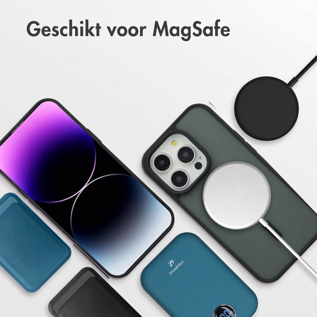 Un iPhone avec chargeur MagSafe, batterie externe et étuis.