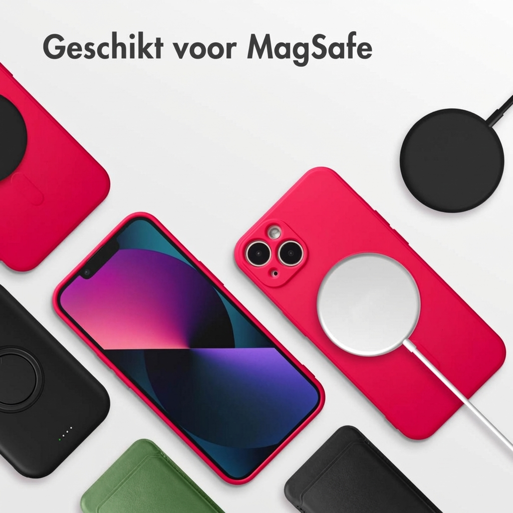 Rode iPhone hoes met MagSafe lader, zwarte lader & groene hoes.